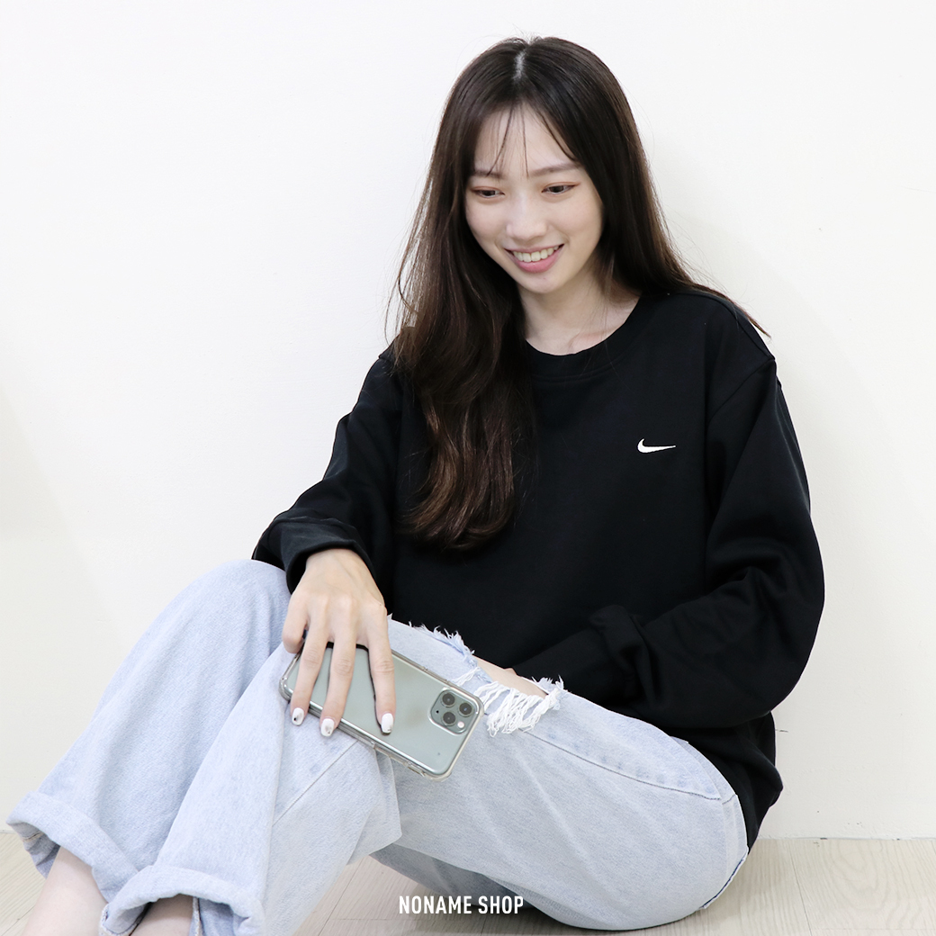 NIKE Standard Issue 白標刺繡 小勾 大學T 長袖 黑