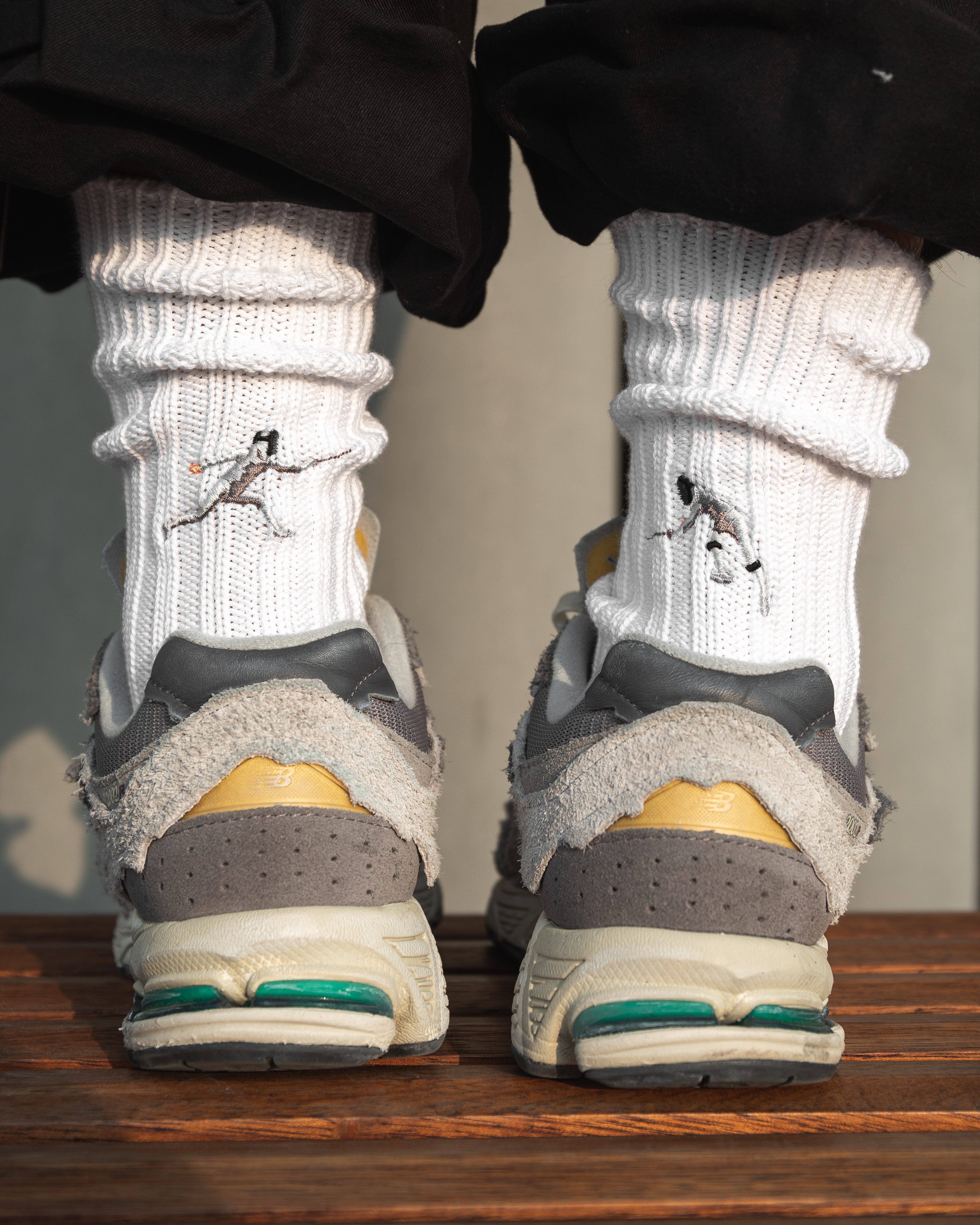 [現貨] Decka Socks x HUSKY Sneaker Embroidery Socks - Fencing