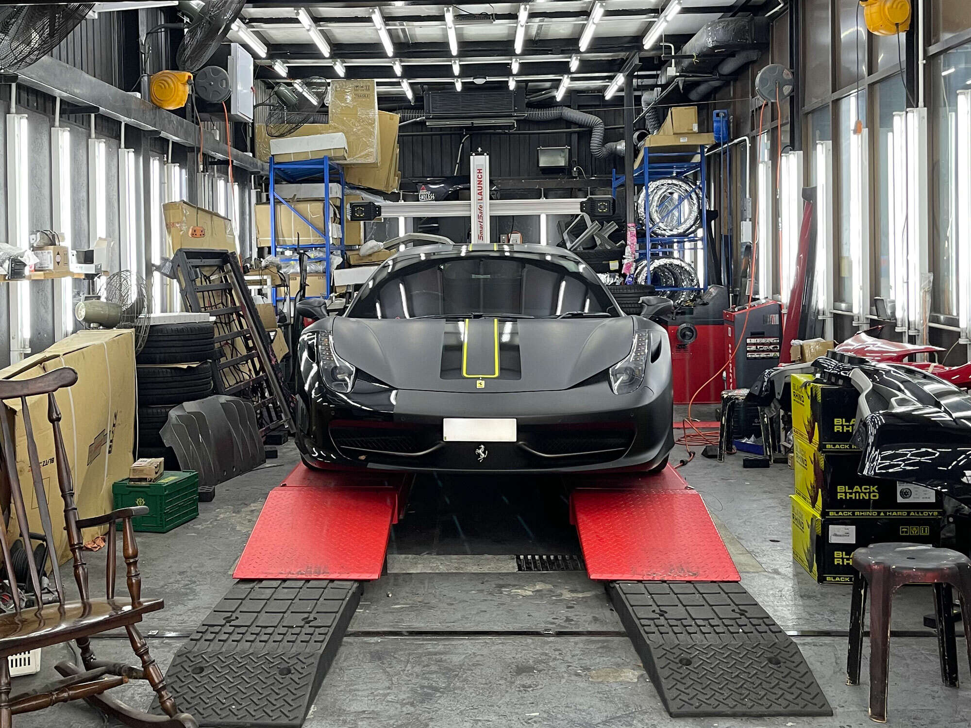 Ferrari 458 italia ho lung motor 賀龍汽車維修