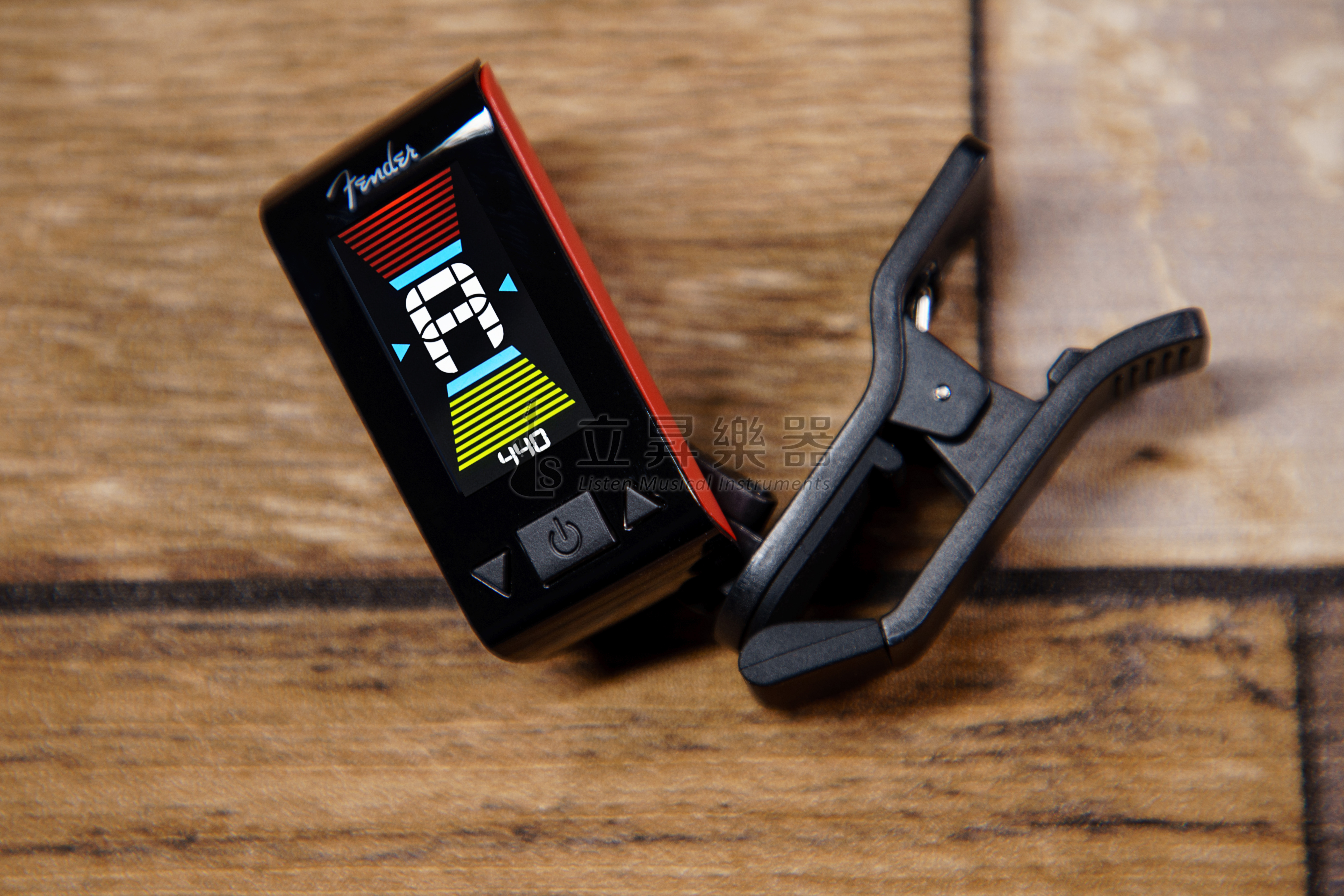 夾式調音器 Fender ORIGINAL TUNER FIESTA RED 紅色 可調頻率 430Hz-450Hz 編號:0239979004 Fender調音器