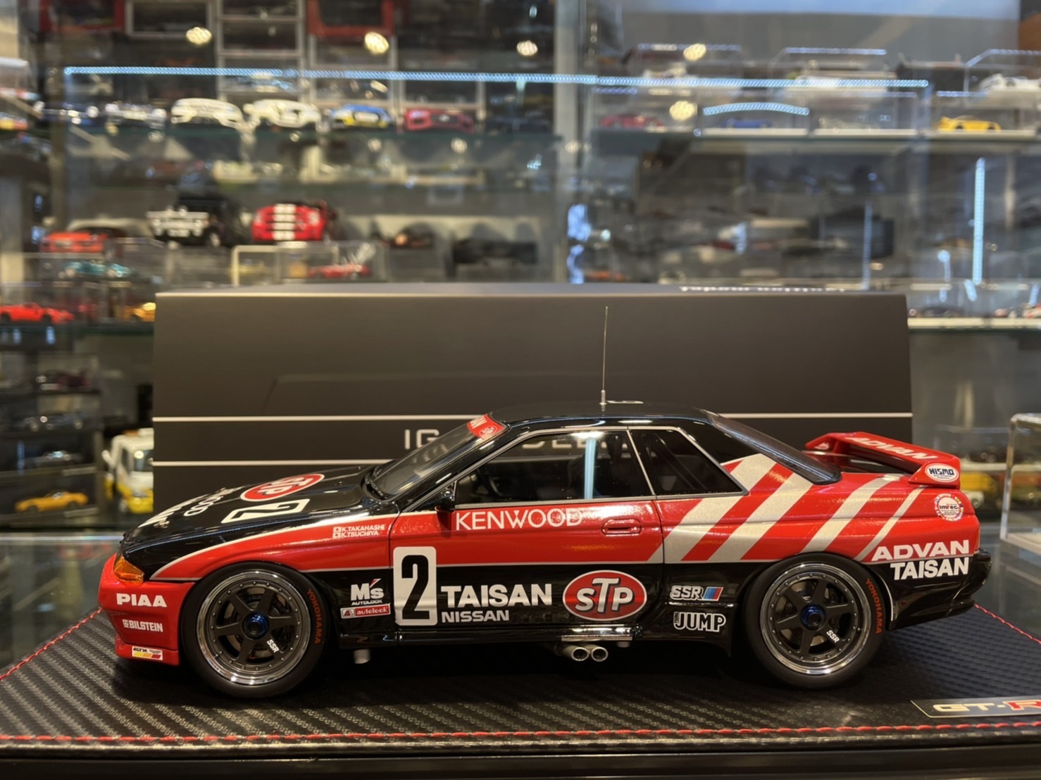 Ignition IG2423 STP TAISAN GT-R #2 JTC With Engine 1/18