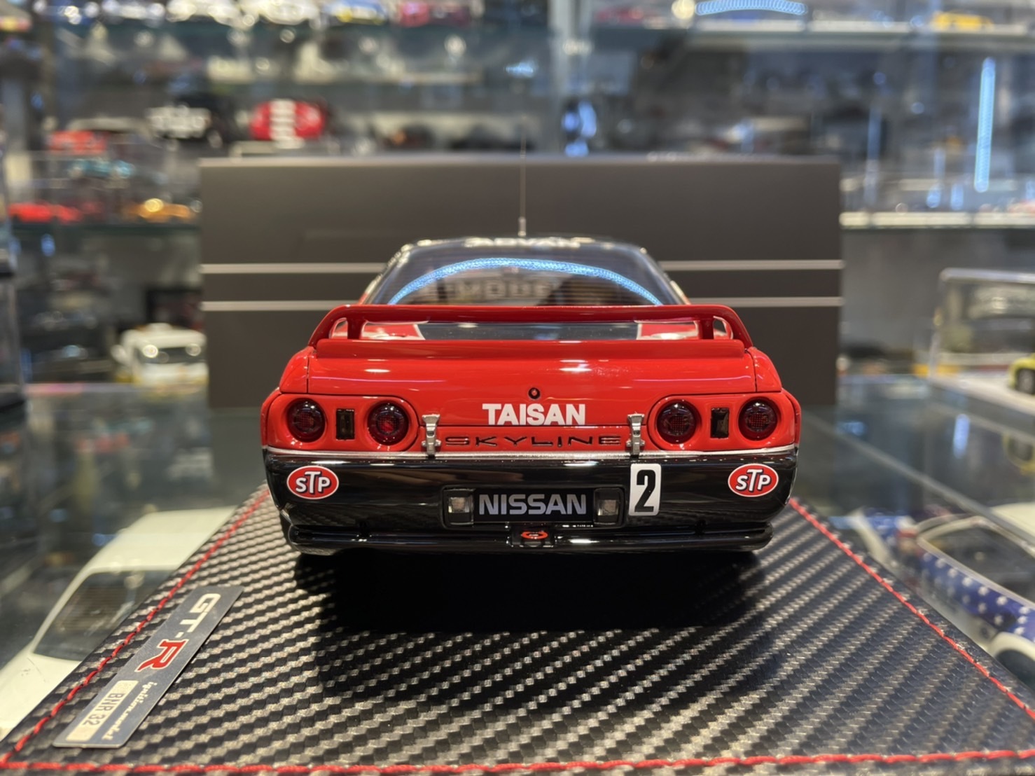 Ignition IG2423 STP TAISAN GT-R #2 JTC With Engine 1/18