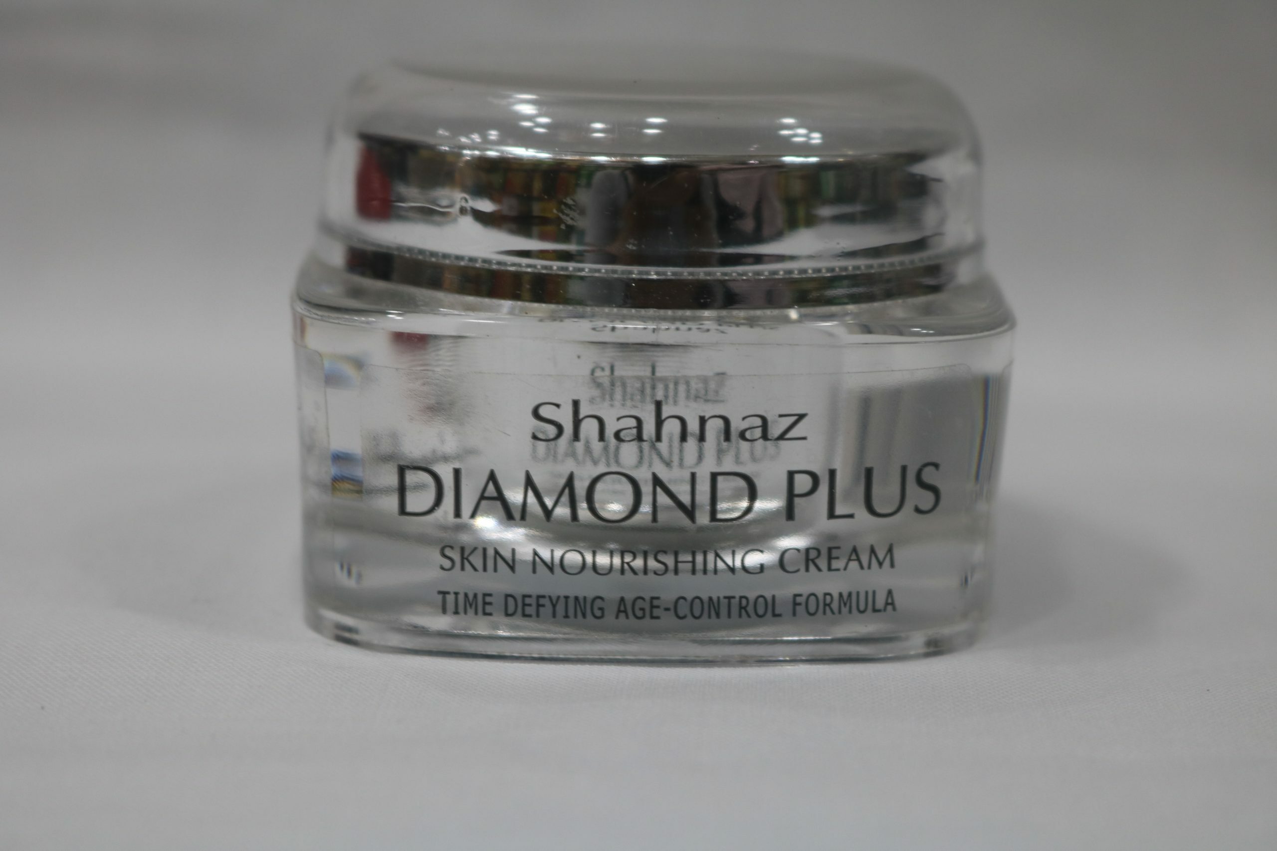 Shahnaz Husain Diamond Plus Skin Nourishing Cream 40g 4436