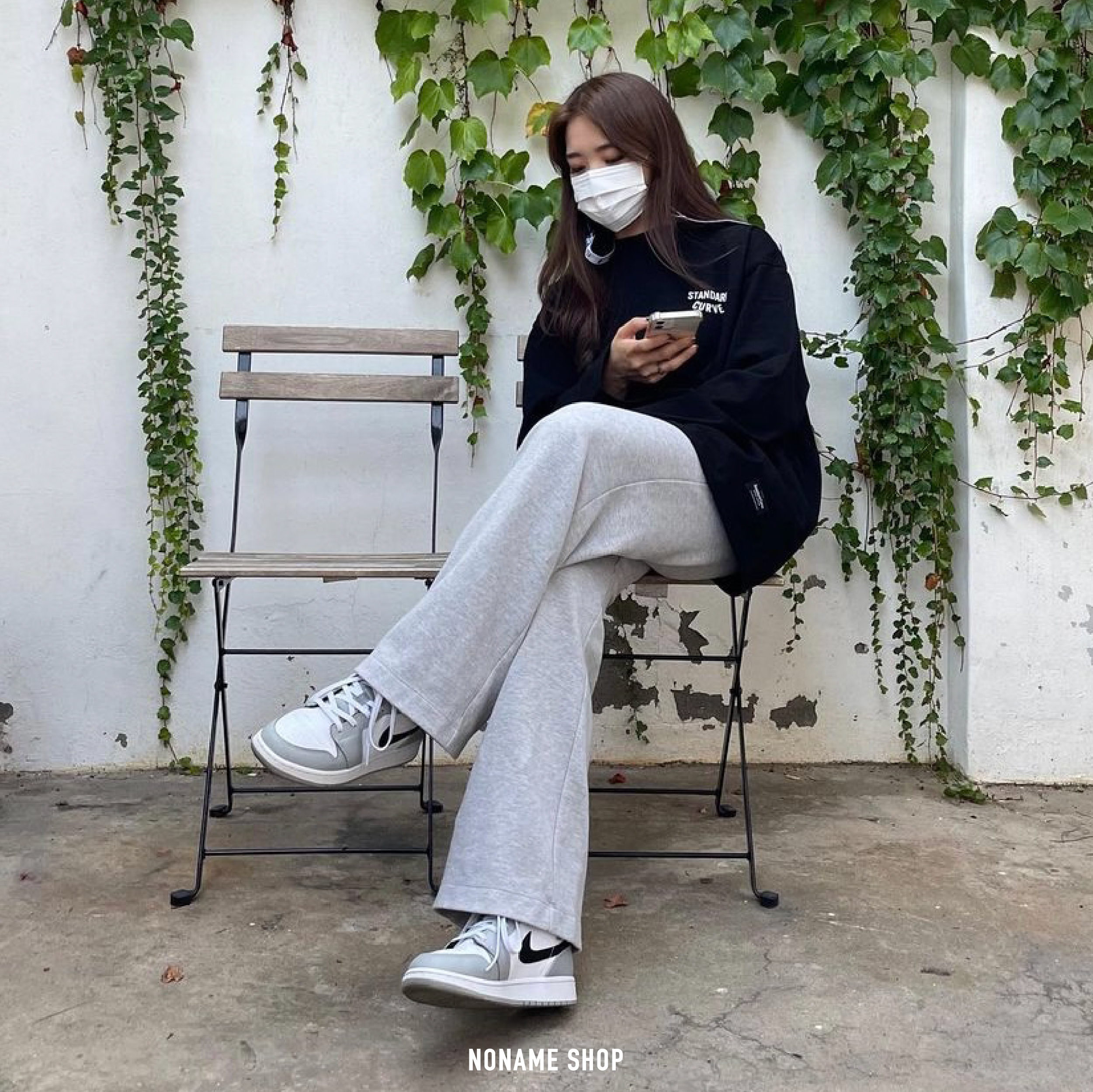 NIKE Air Jordan 1 Mid "Light Smoke Grey" 煙灰 AJ1 高筒 (女款)