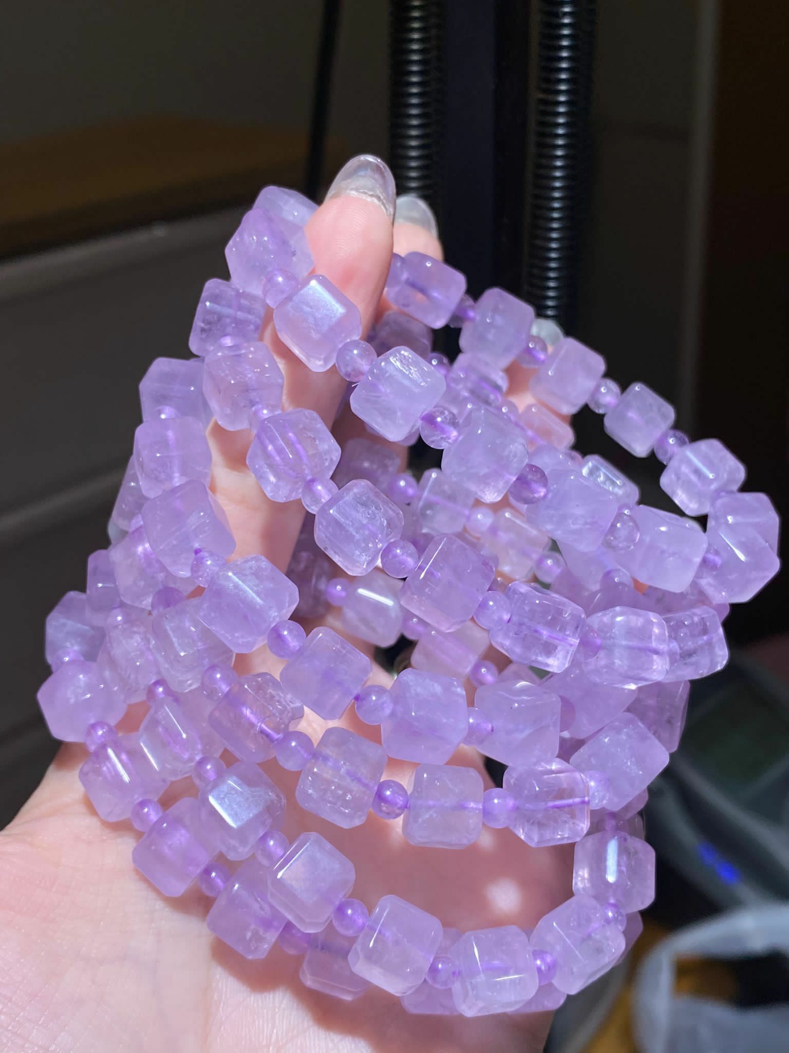 優惠薰衣草紫晶方粒手串