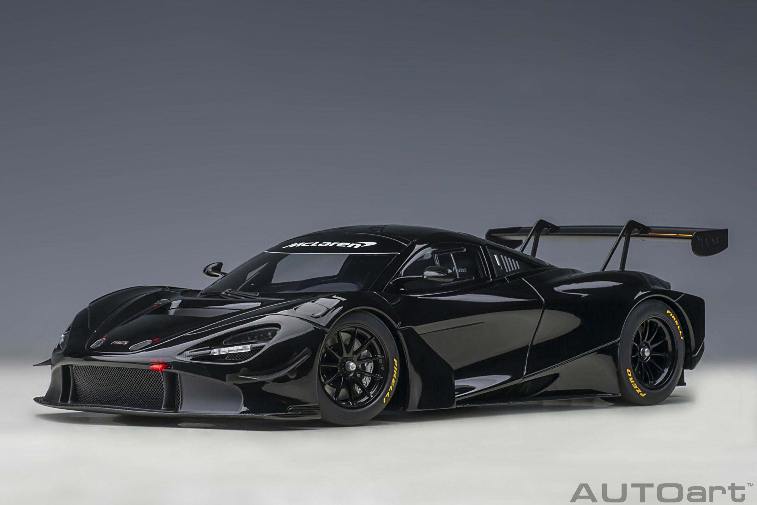 預訂 (訂金$300) (預訂價$936) :1/18 AUTOART McLaren 720S GT3 Plain Body Version (Black)  (81941)