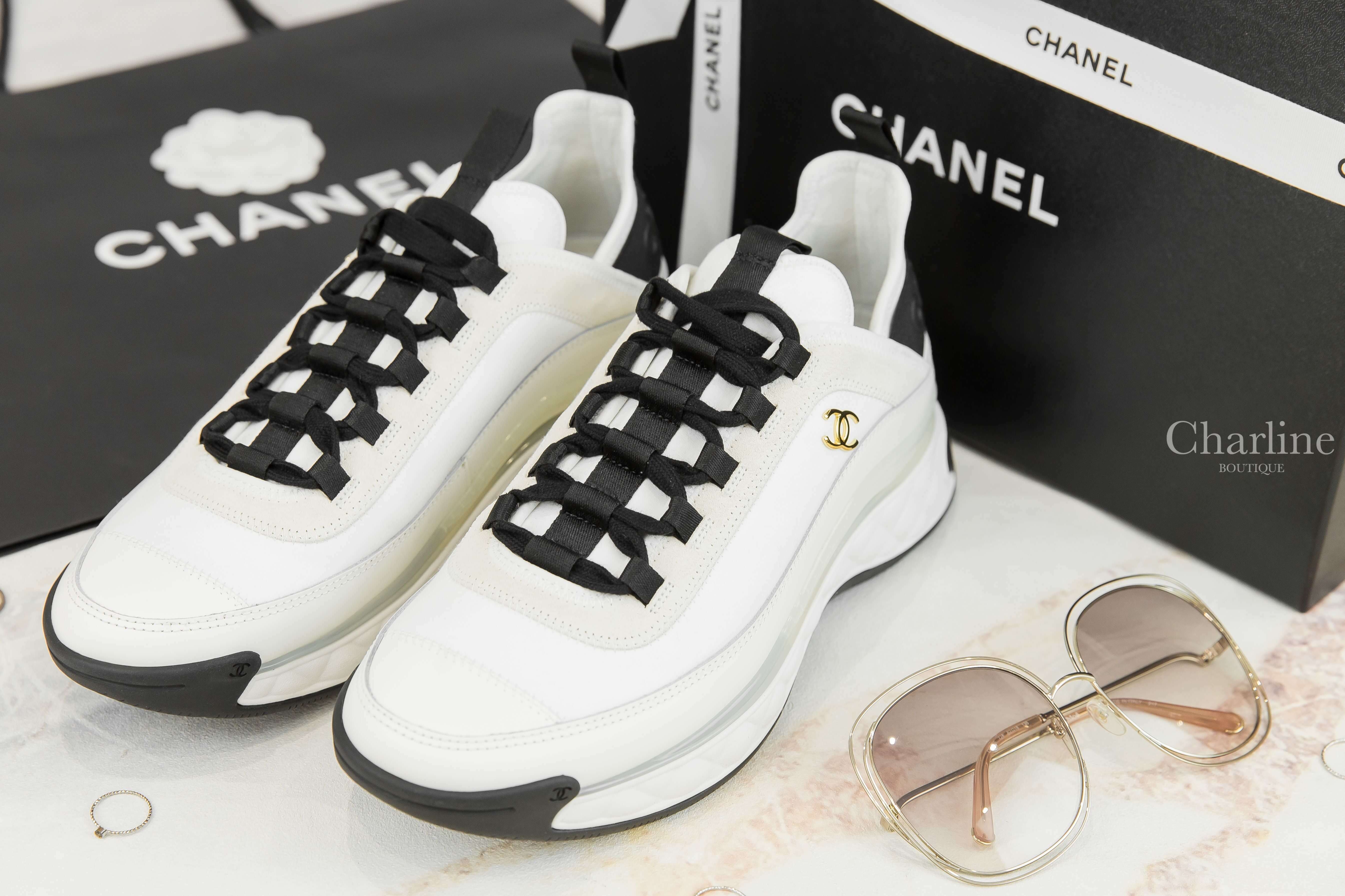 Chanel Trainers 象牙白金CC內增高絨布小牛皮運動鞋-Charline Boutique 精品代購