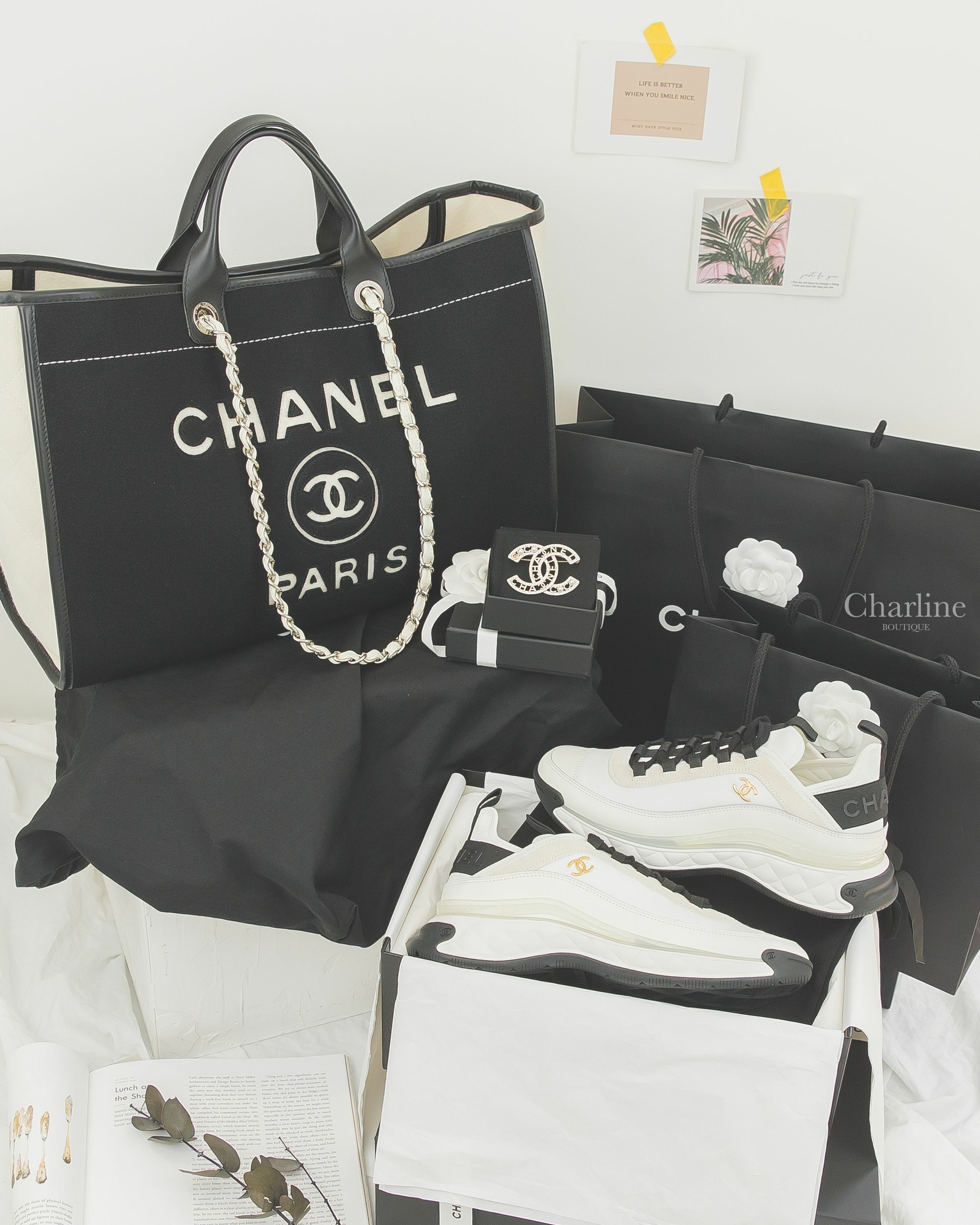 Chanel Shopping Bag 黑底白字羊毛毛氈牛皮提把銀鍊大型托特包,Chanel Brooch 金色CC珍珠字母簍空水鑽滾邊胸針,Chanel Trainers 象牙白金CC絨布小牛皮運動鞋-Charline Boutique 精品代購