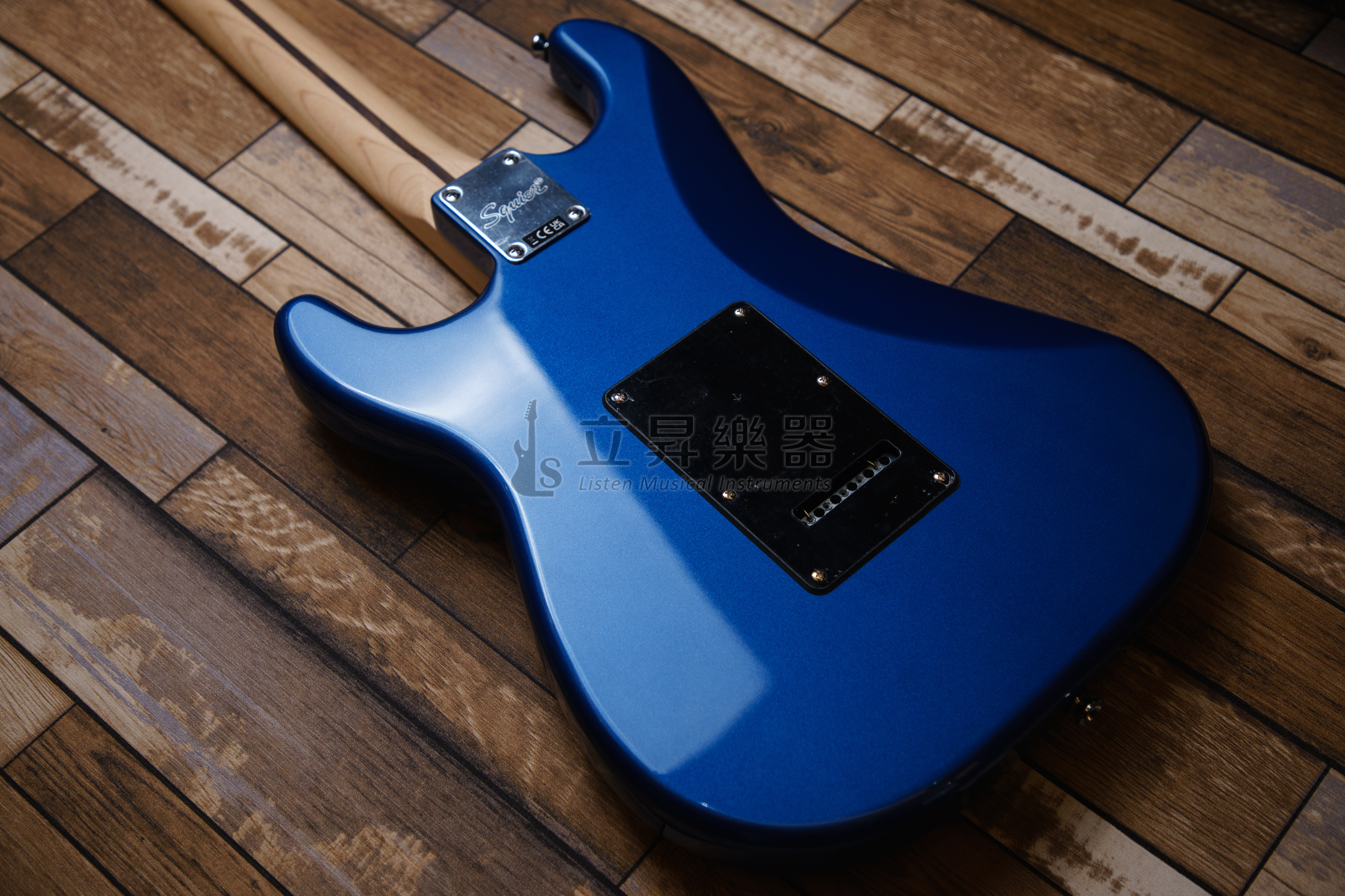Squier 電吉他 Squier Affinity Stratcaster MN LPB Lake Placid Blue 楓木指板 2點式搖座 湖泊藍 單單單 第 5 張圖片｜三峽吉他 / Bass