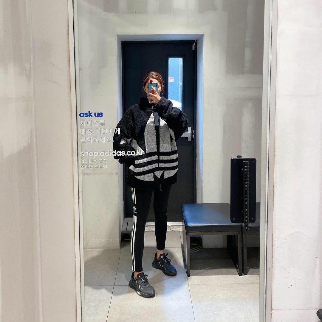 ADIDAS BIG LOGO 毛毛外套 (男女可穿)