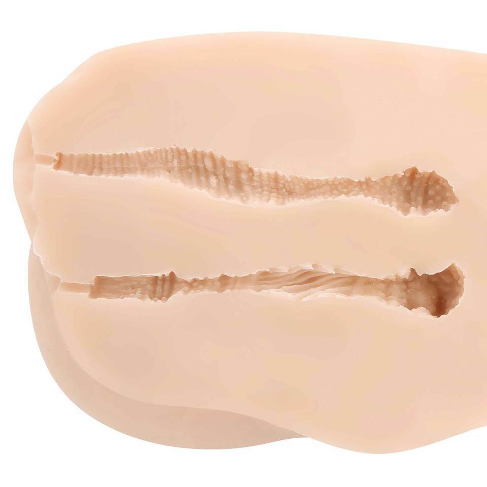 〔日本原裝進口，極高質〕Being Fetish Superb Body 少女胴體自慰器 9000g