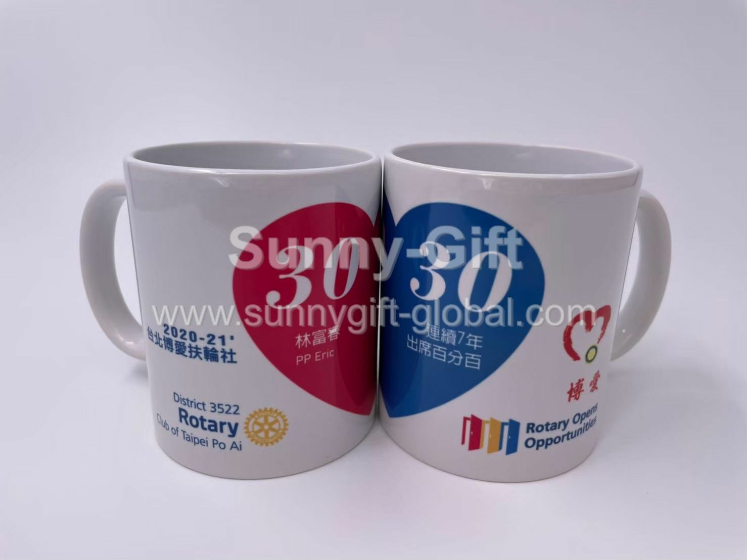 Love change color pair of cups