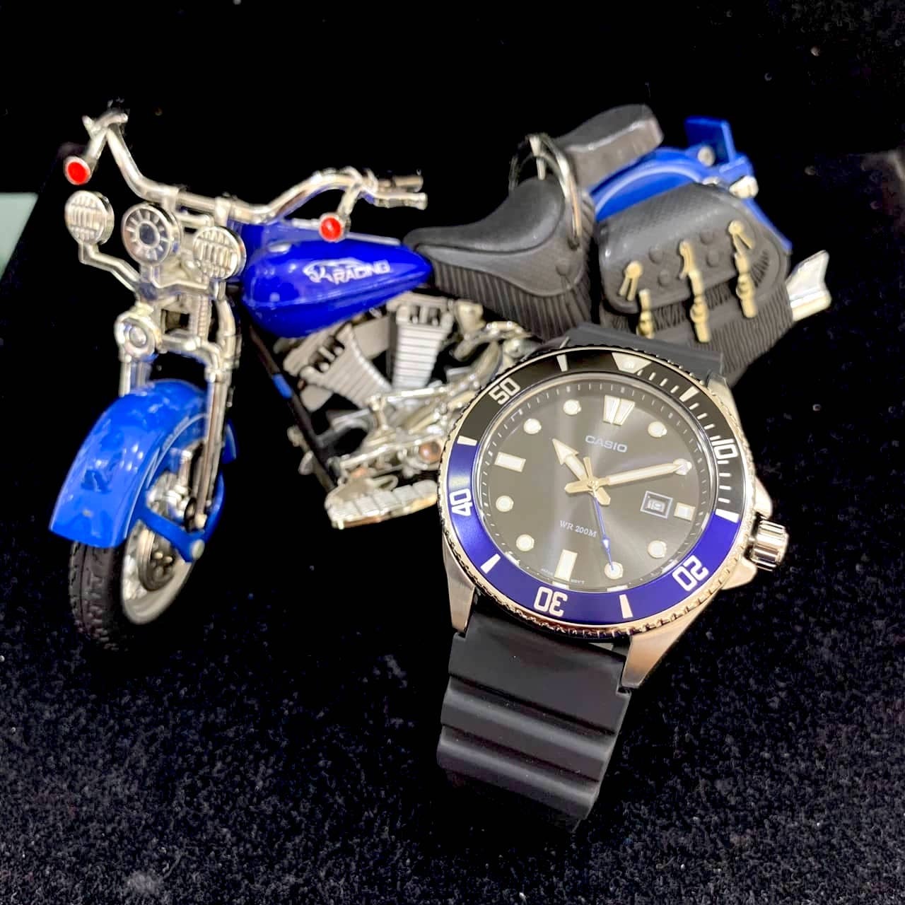 【CASIO 卡西歐】黑x藍水鬼200米防水腕錶  MDV-107-1A2 44.2mm 現代鐘錶