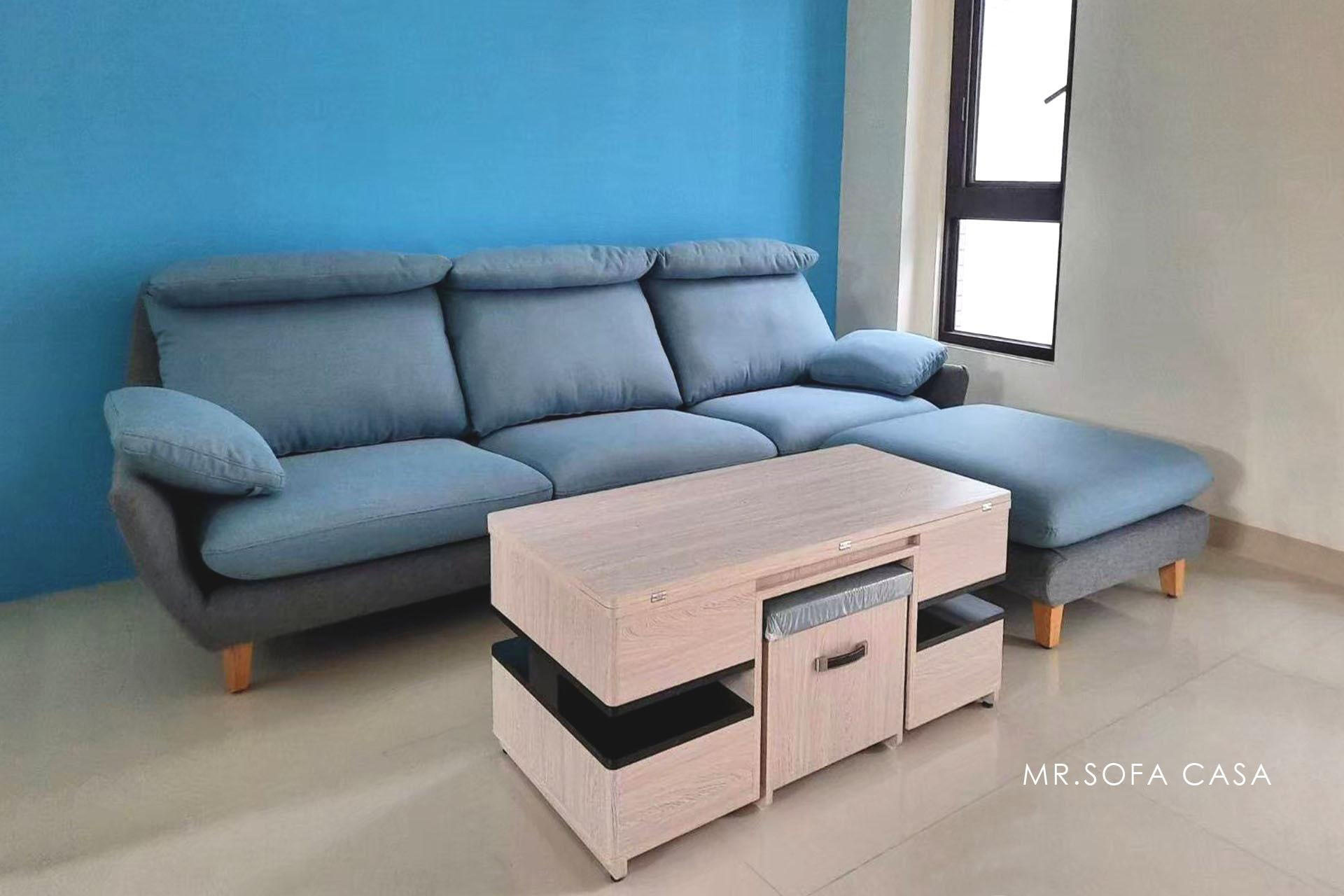 挑選茶几時，必須要觀察它的功能與實用性