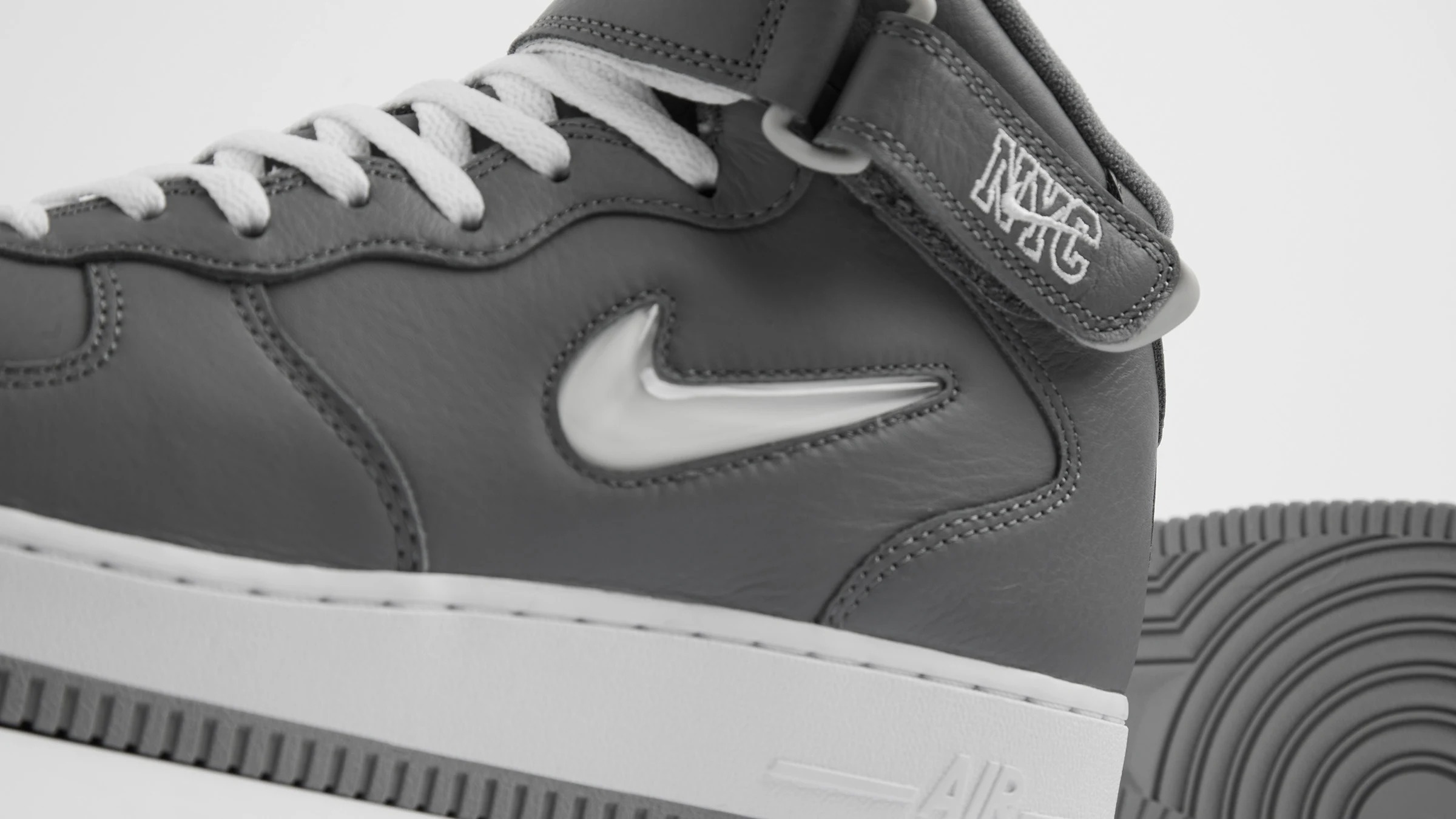 Nike Air Force 1 Mid '' Jewel NYC '' Cool Grey 復古灰色紐約