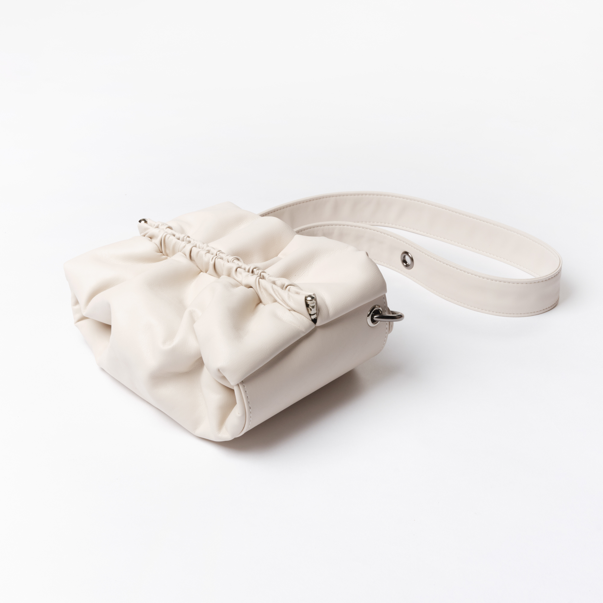 ★SAMO ONDOH★Strap Bun Bag S Lambskin★送料・関税込★ 번백 S bun bag S - lambskin 6종 : SAMO ONDOH