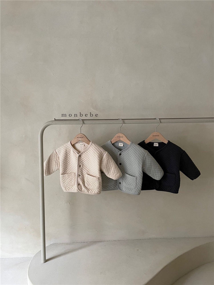 正韓Monbebe-菱格壓紋外套