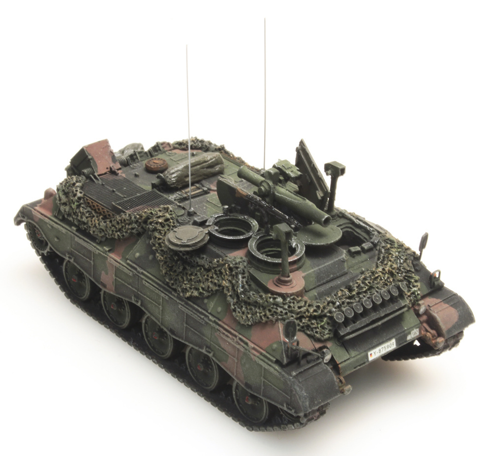 Artitec 6870034 HO guage BRD Jaguar 2 combat ready camouflage
