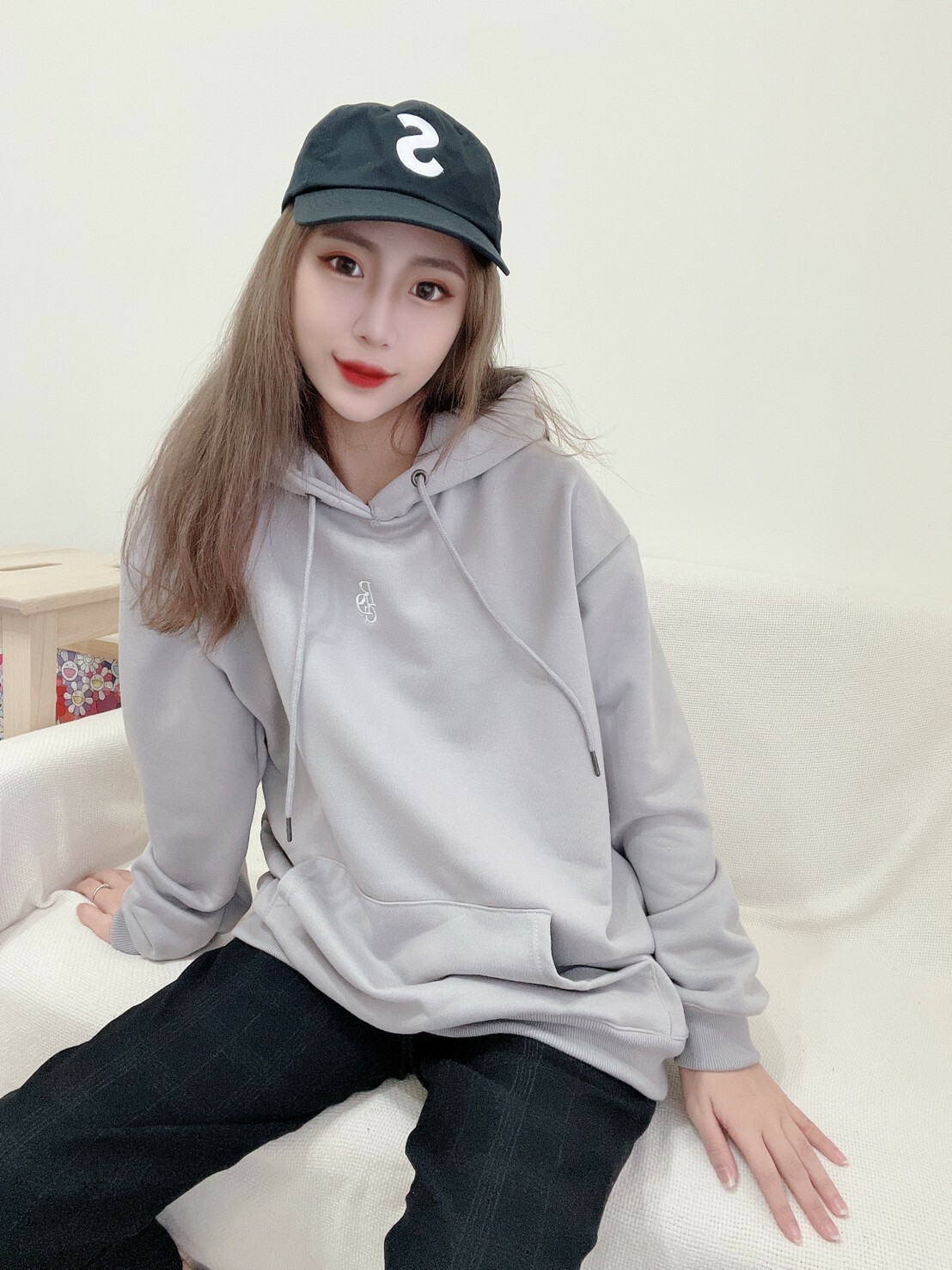 韓國製 RDC STUDIOS 新款 高質感刺繡小LOGO帽T