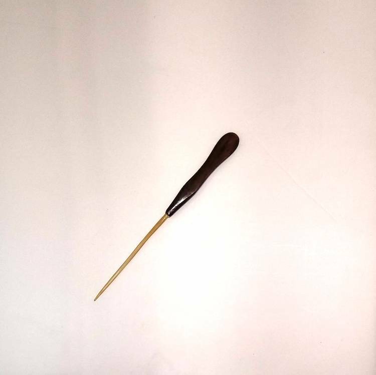 傳統木柄牛角茶尖