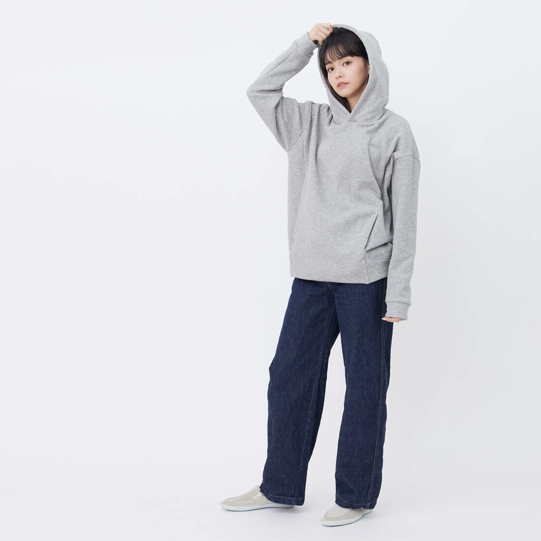 Carrie暖窩短毛口袋連帽T/ 淺灰