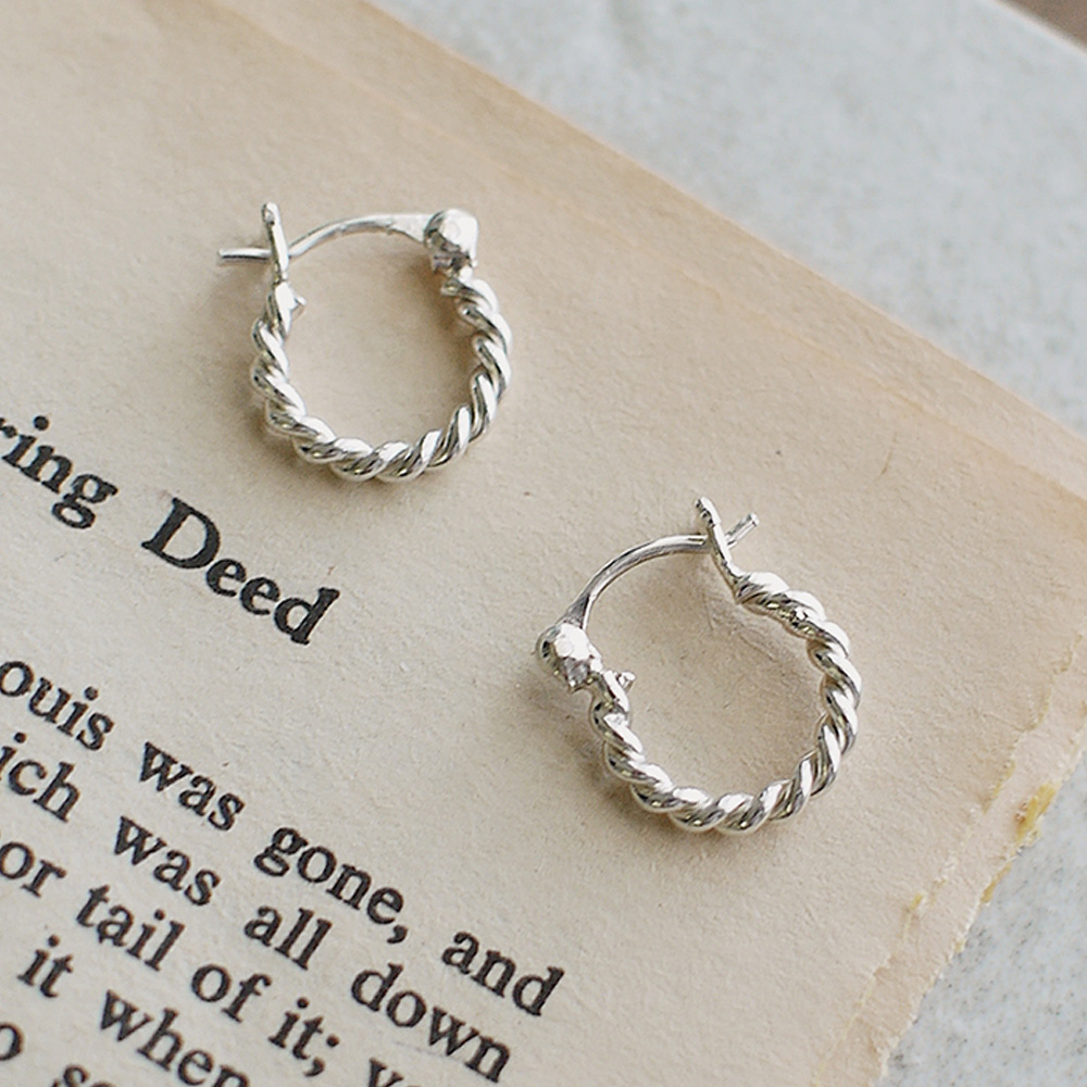 麻花小圓圈純銀耳環/SE565