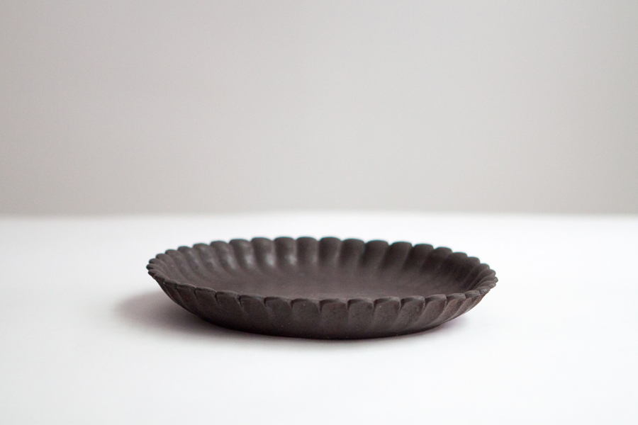 石川裕信-輪花7吋皿 黑