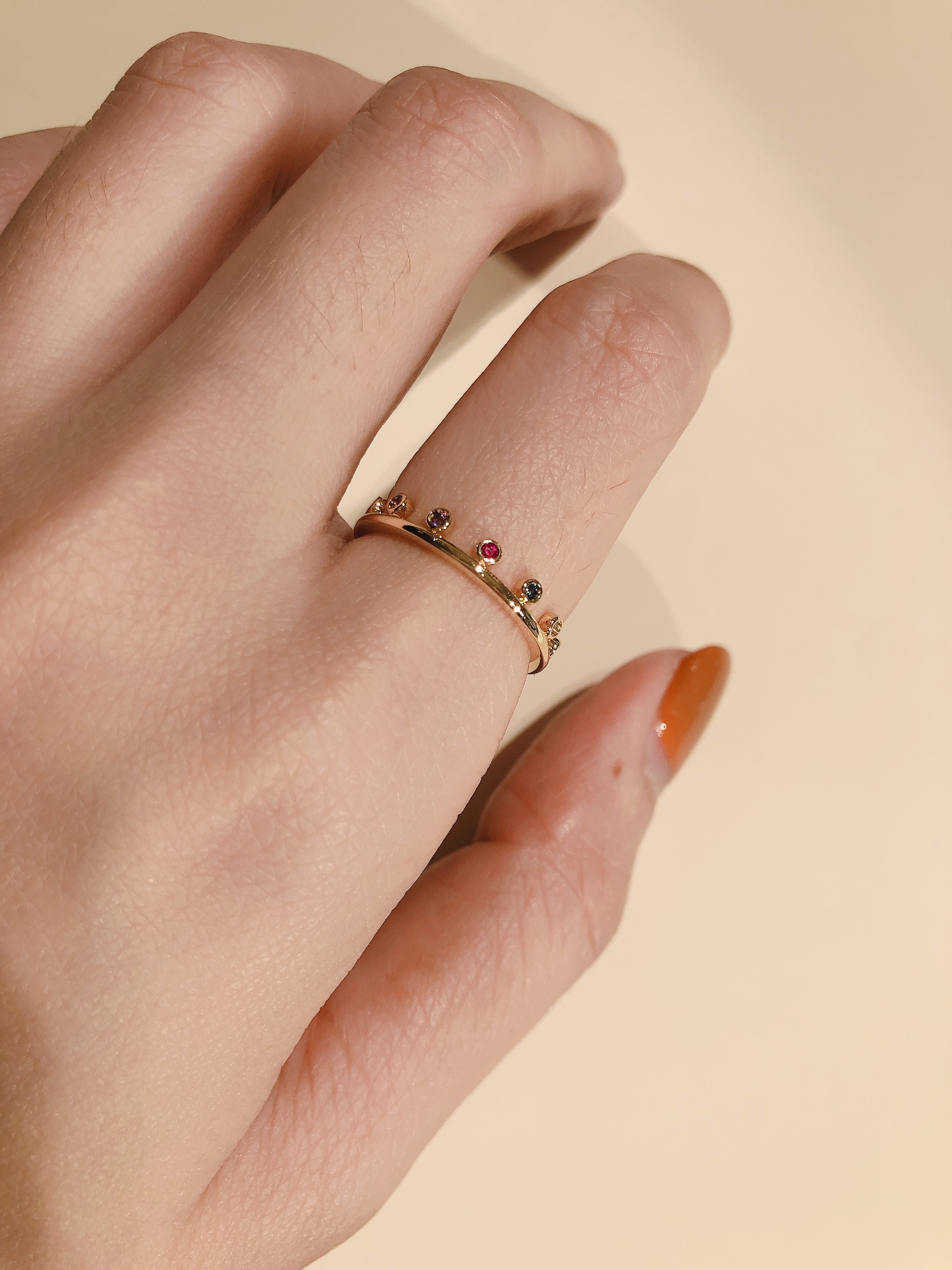 皇冠多色寶石戒指