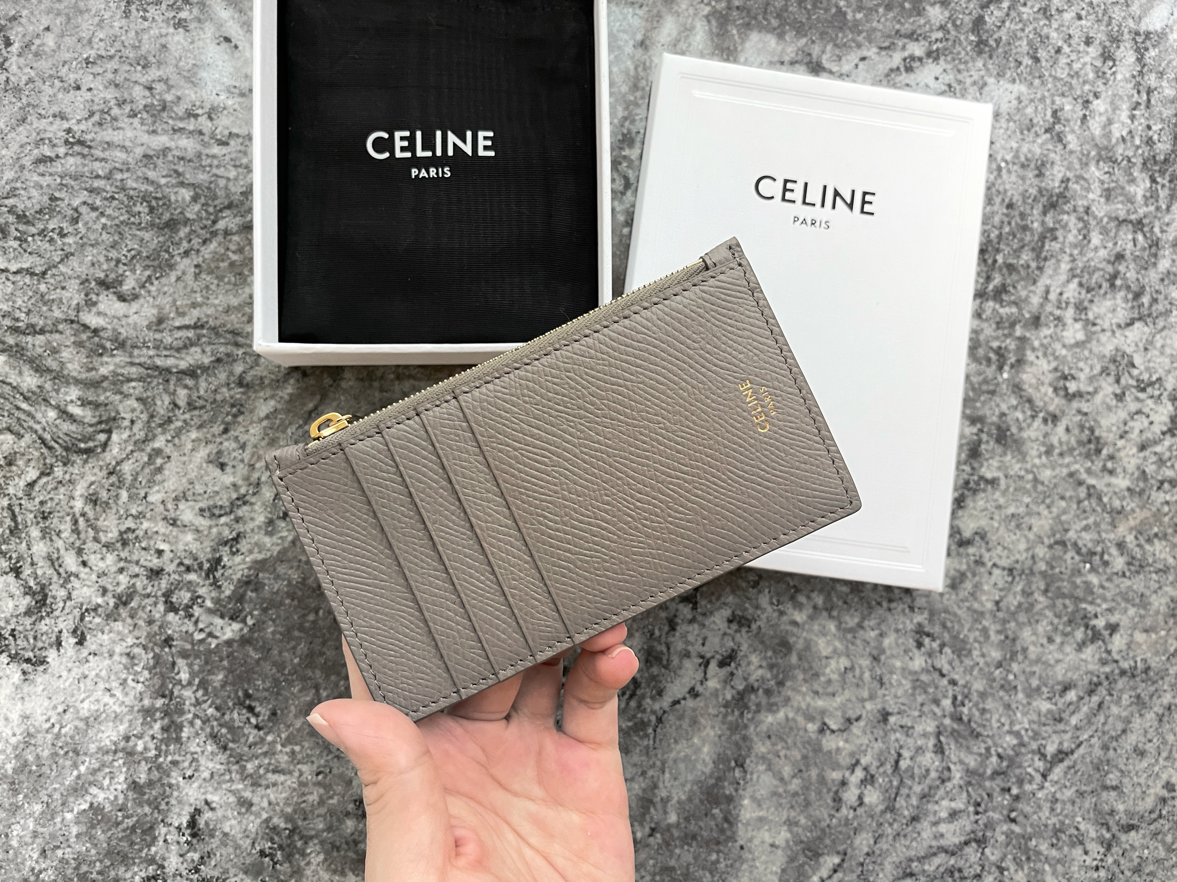 預訂優惠｜CELINE Zipped Compact Cardholder