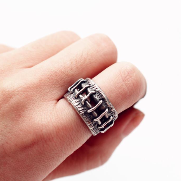 【ACCY004】刀疤縫線設計戒指