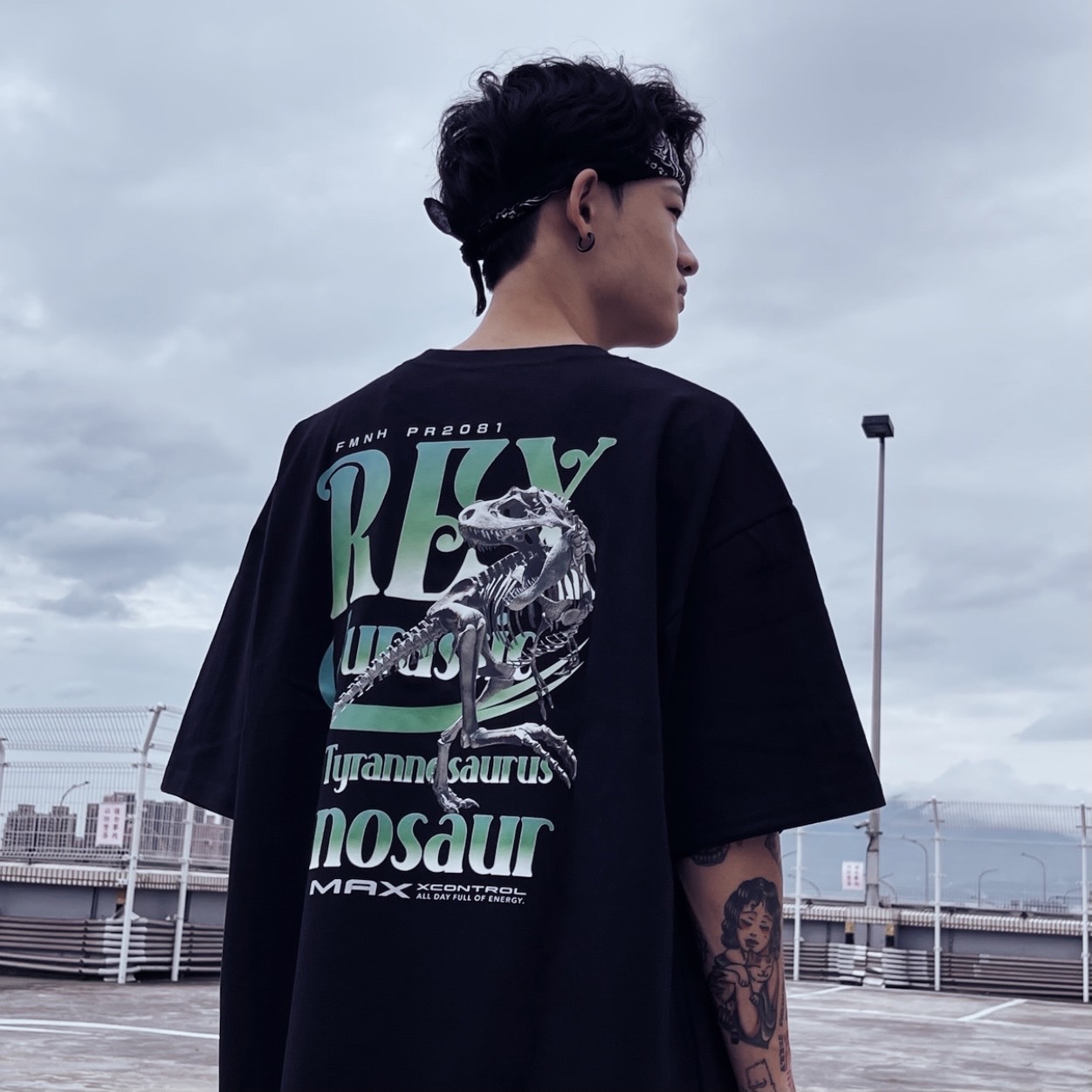 MAXXC 霸王龍短T-黑