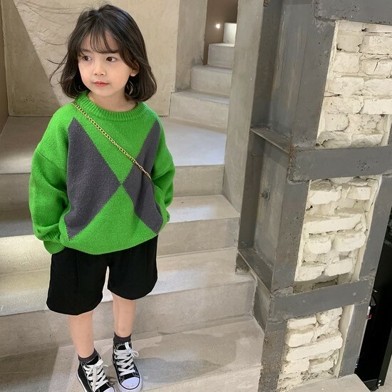 現貨出清 130cm 大菱格撞色針織上衣