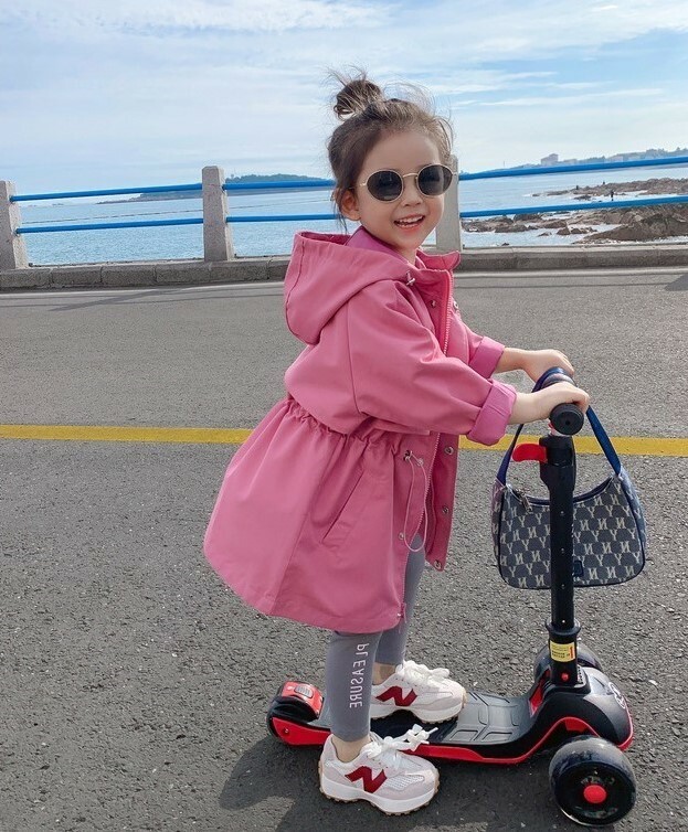 粉色連帽抽繩風衣外套