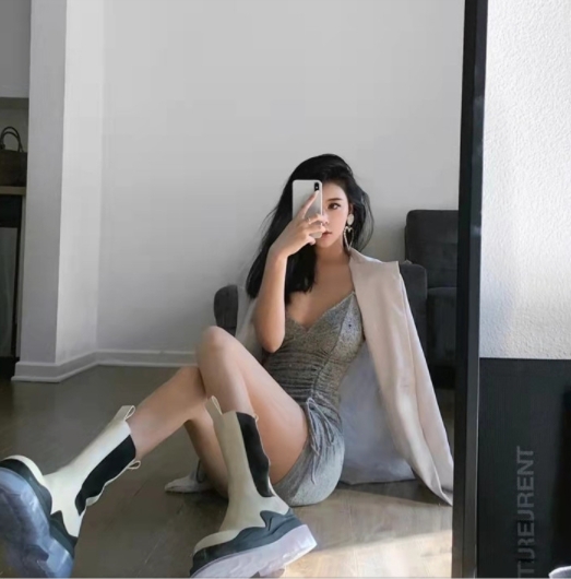 橡膠厚底 真皮短靴 (黑/ 綠/ 紅/ 白) ( 35-40)