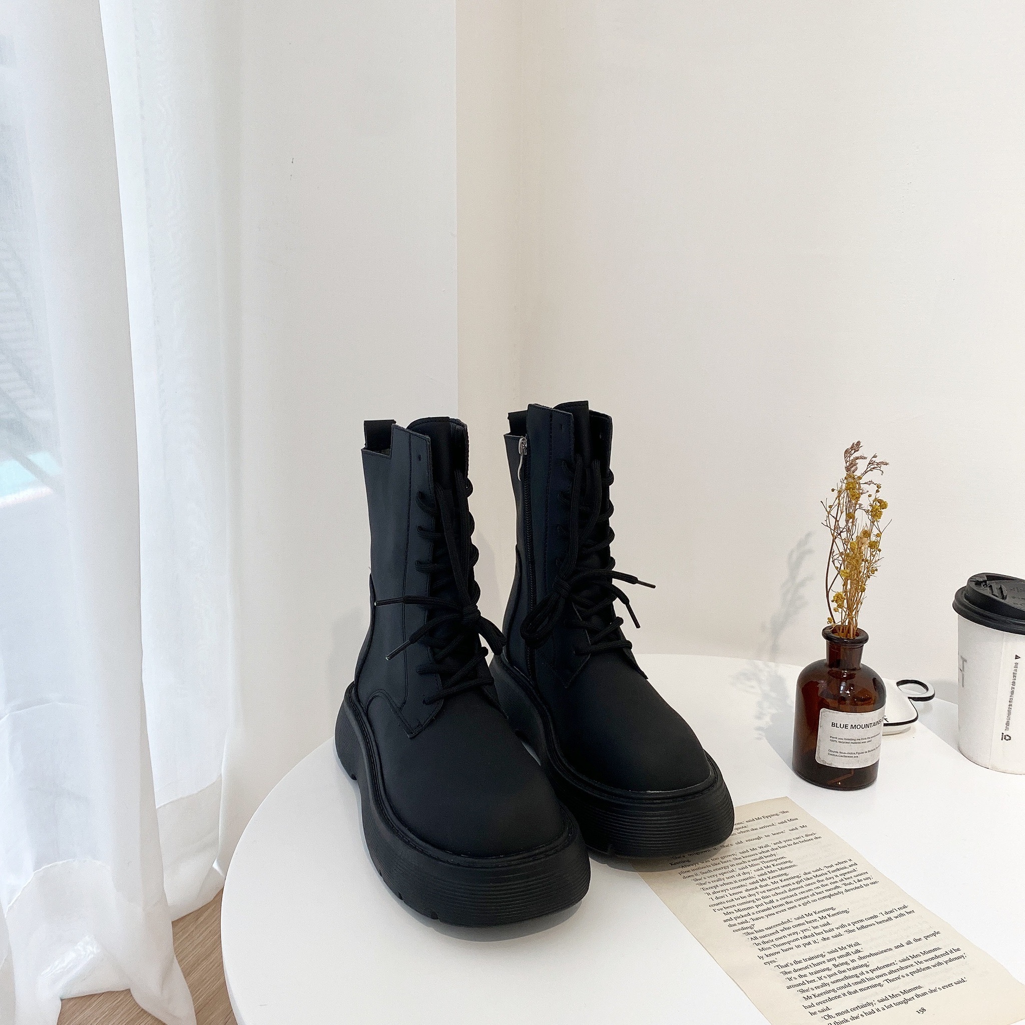 霧皮增高綁帶軍靴/二色