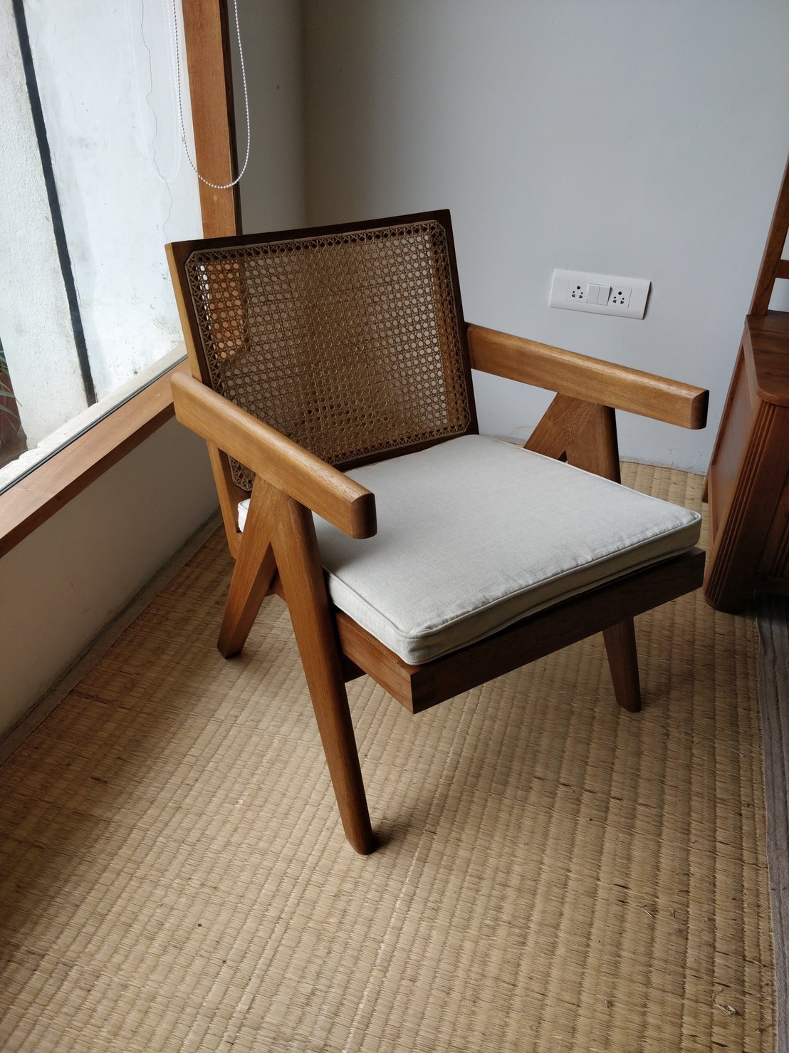 Phantom Hands 原廠坐墊