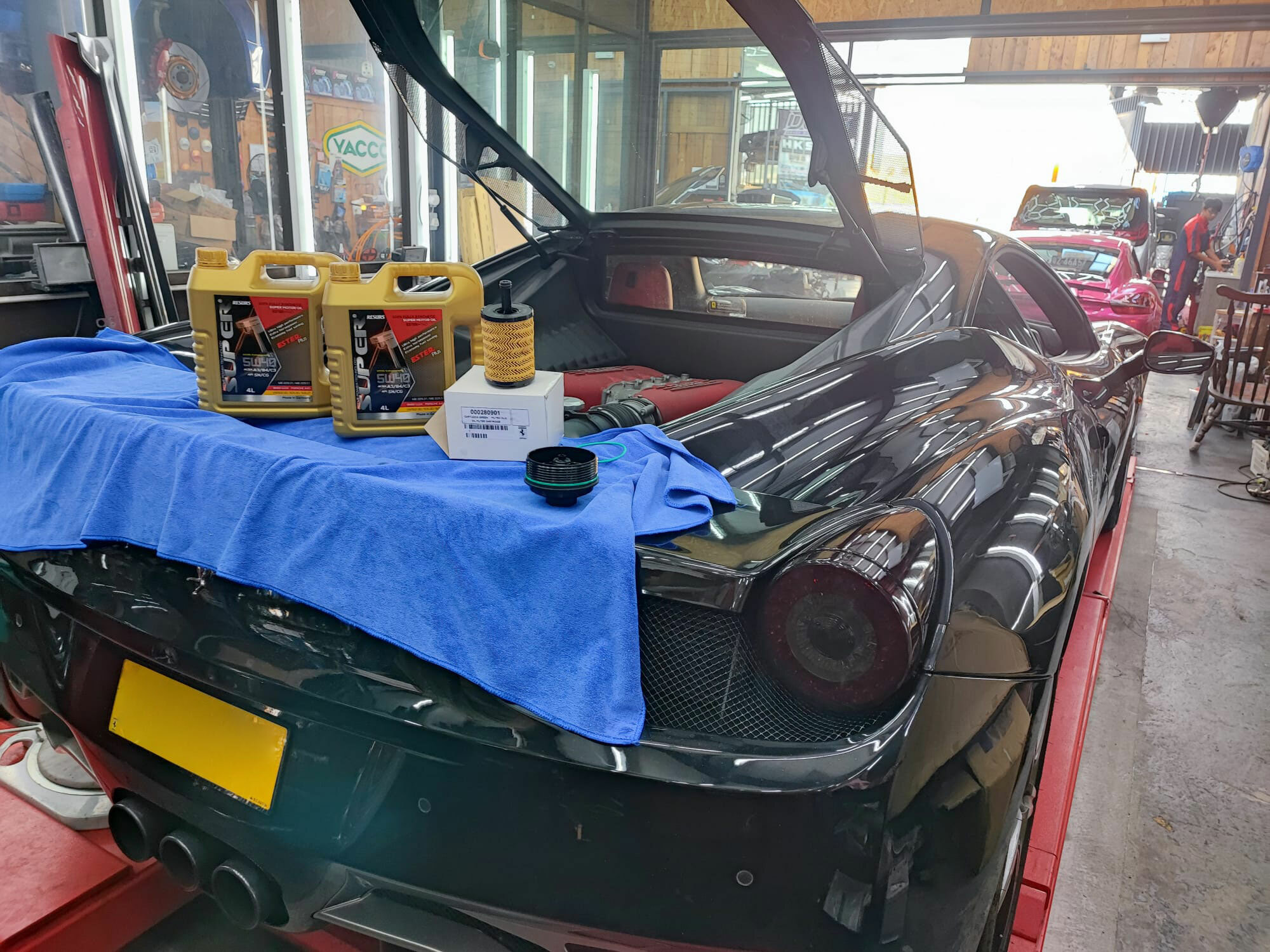 ferrari italia 458 super ester plus 5w40 motor oil 偈油