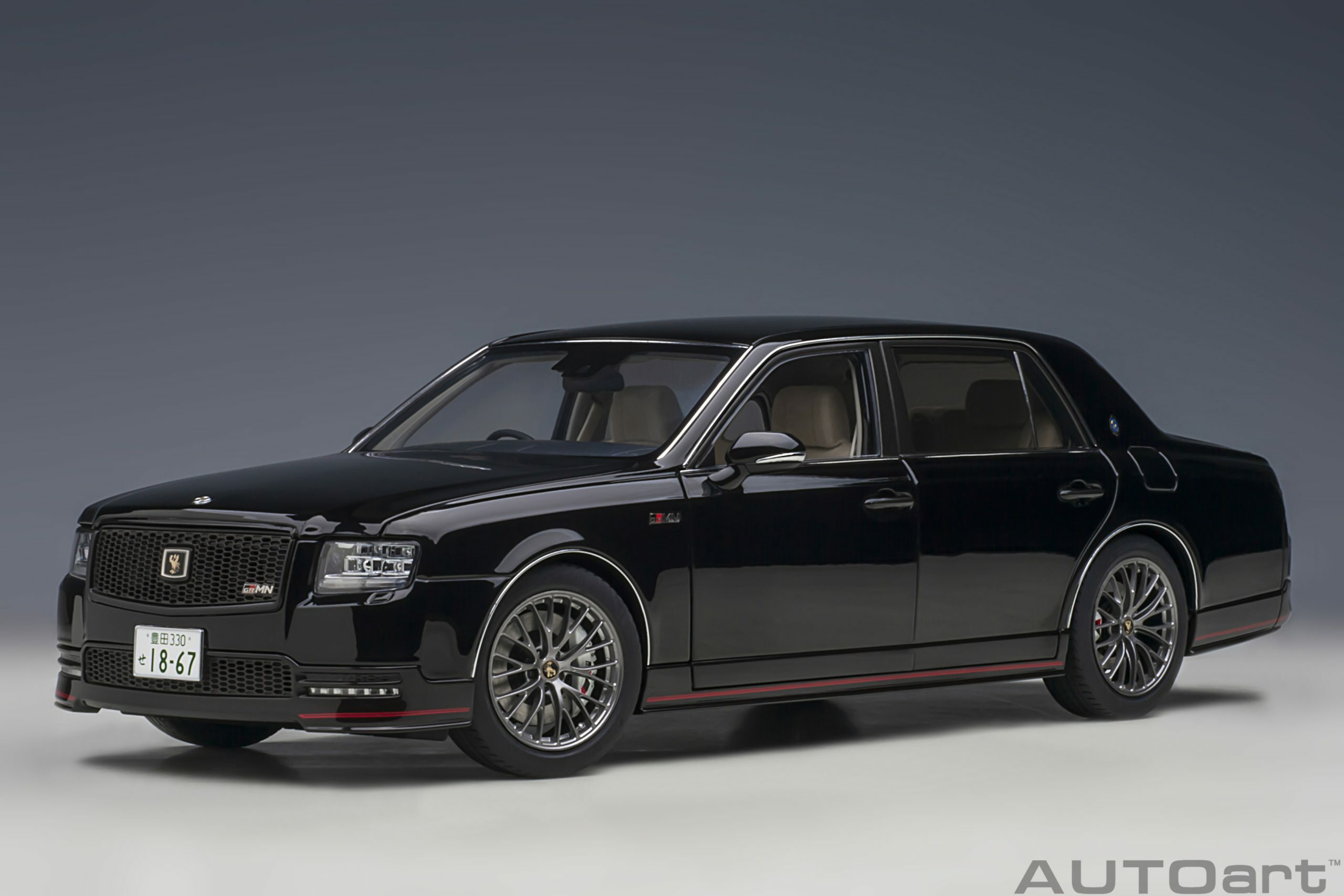 1/18 AUTOART Toyota Century GRMN (Black) (78763)