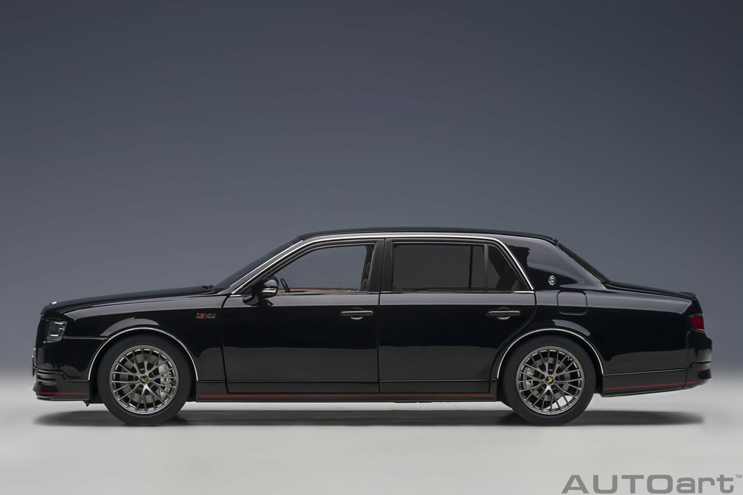 1/18 AUTOART Toyota Century GRMN (Black) (78763)