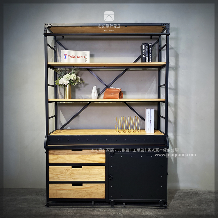 LOFT工業鐵件滑門展示櫃|可訂製