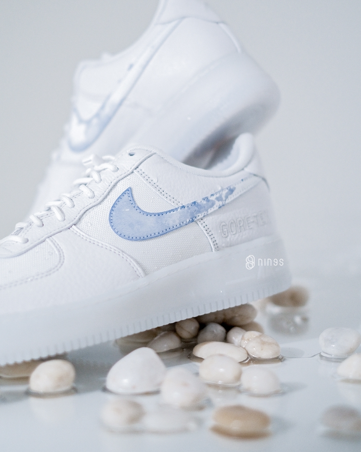 NIKE AIR FORCE 1 GTX 防水全白DJ7968100