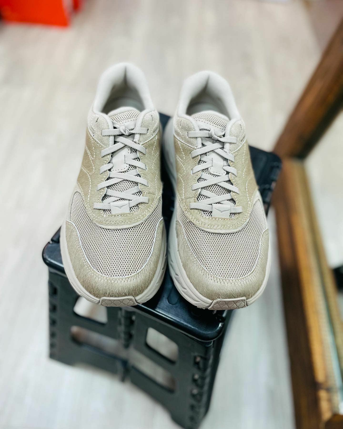 {現貨} Engineered Garments x HOKA ONE ONE Bondi L “沙色”