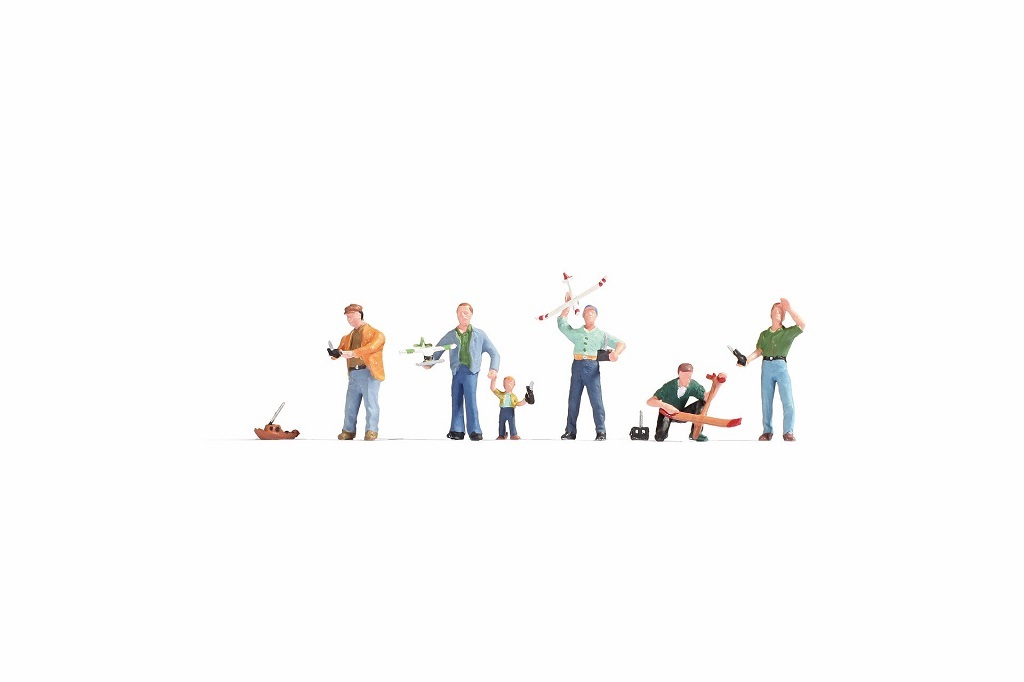 Noch 15887 HO scale  Modellbauer play remote control plane.boat