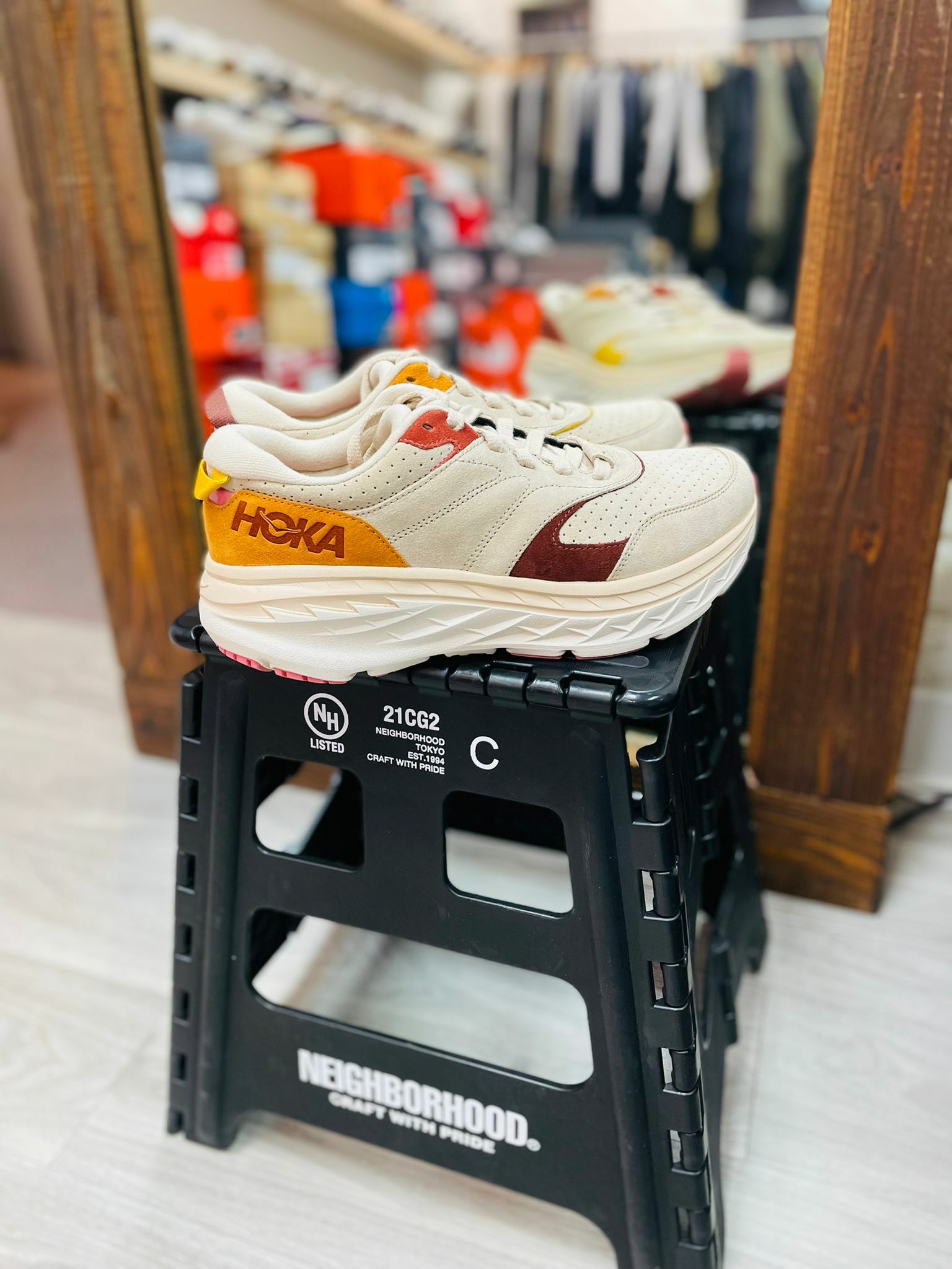 {現貨} Hoka One One Bondi L Suede “Express Yourself Pack”