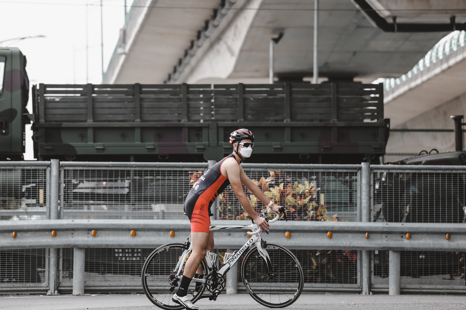 OH9黑狗運動裝備 自行車襪2