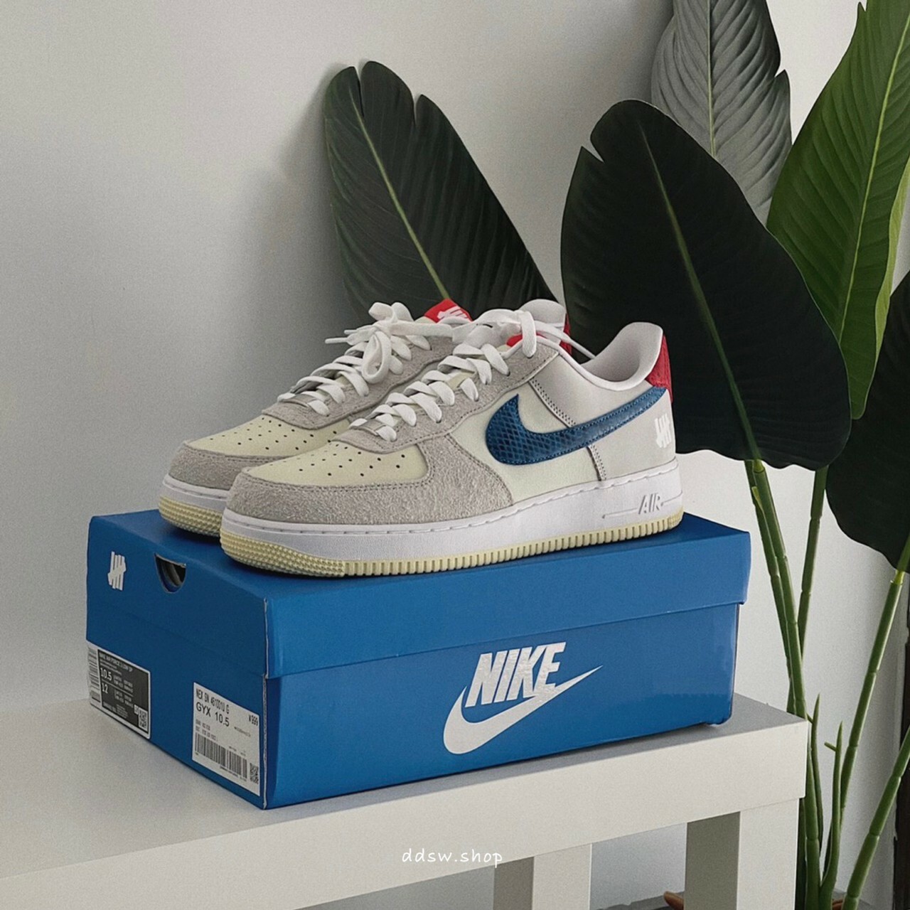 Undefeated X Nike Air Force 1 聯名款 DM8461-001
