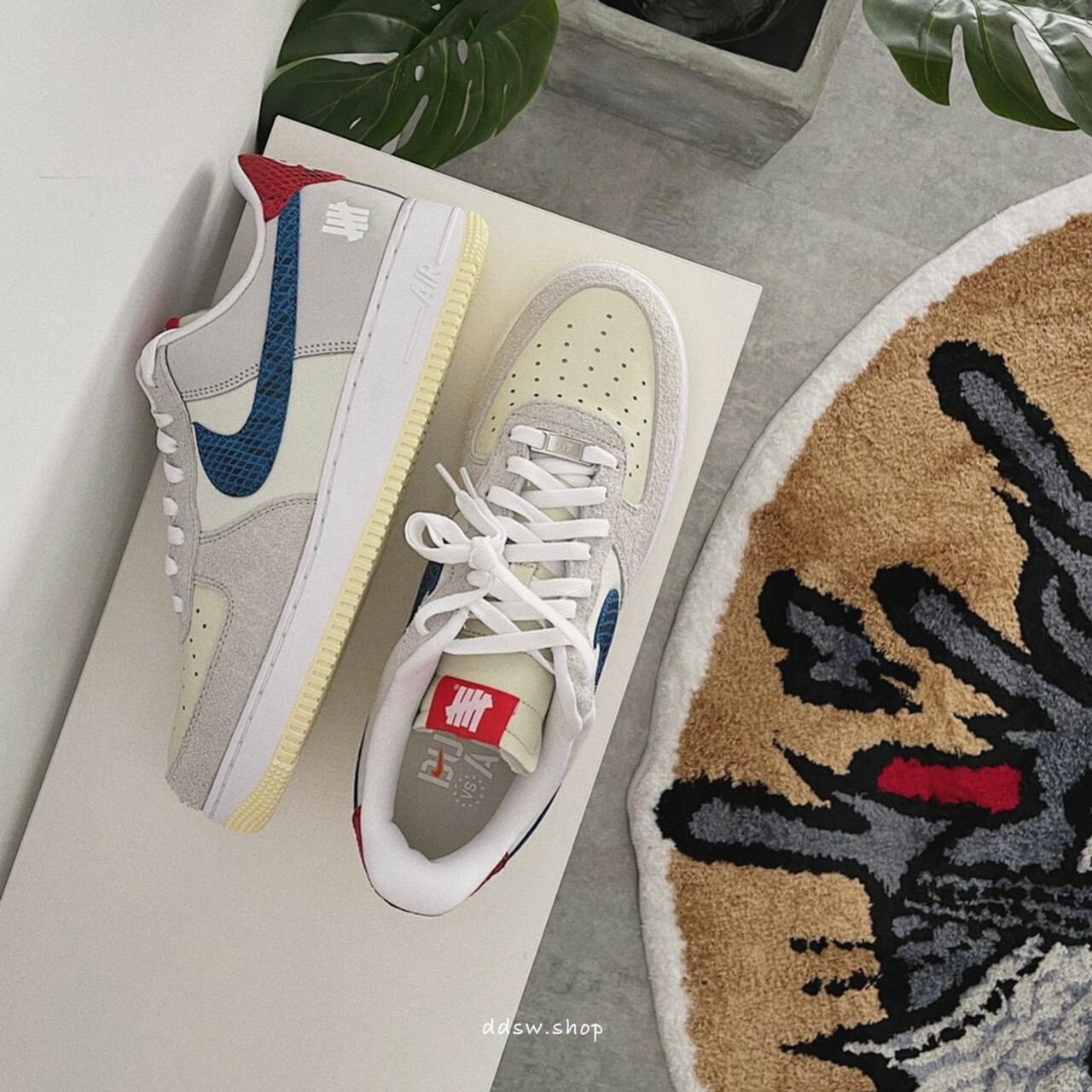 Undefeated X Nike Air Force 1 聯名款 DM8461-001