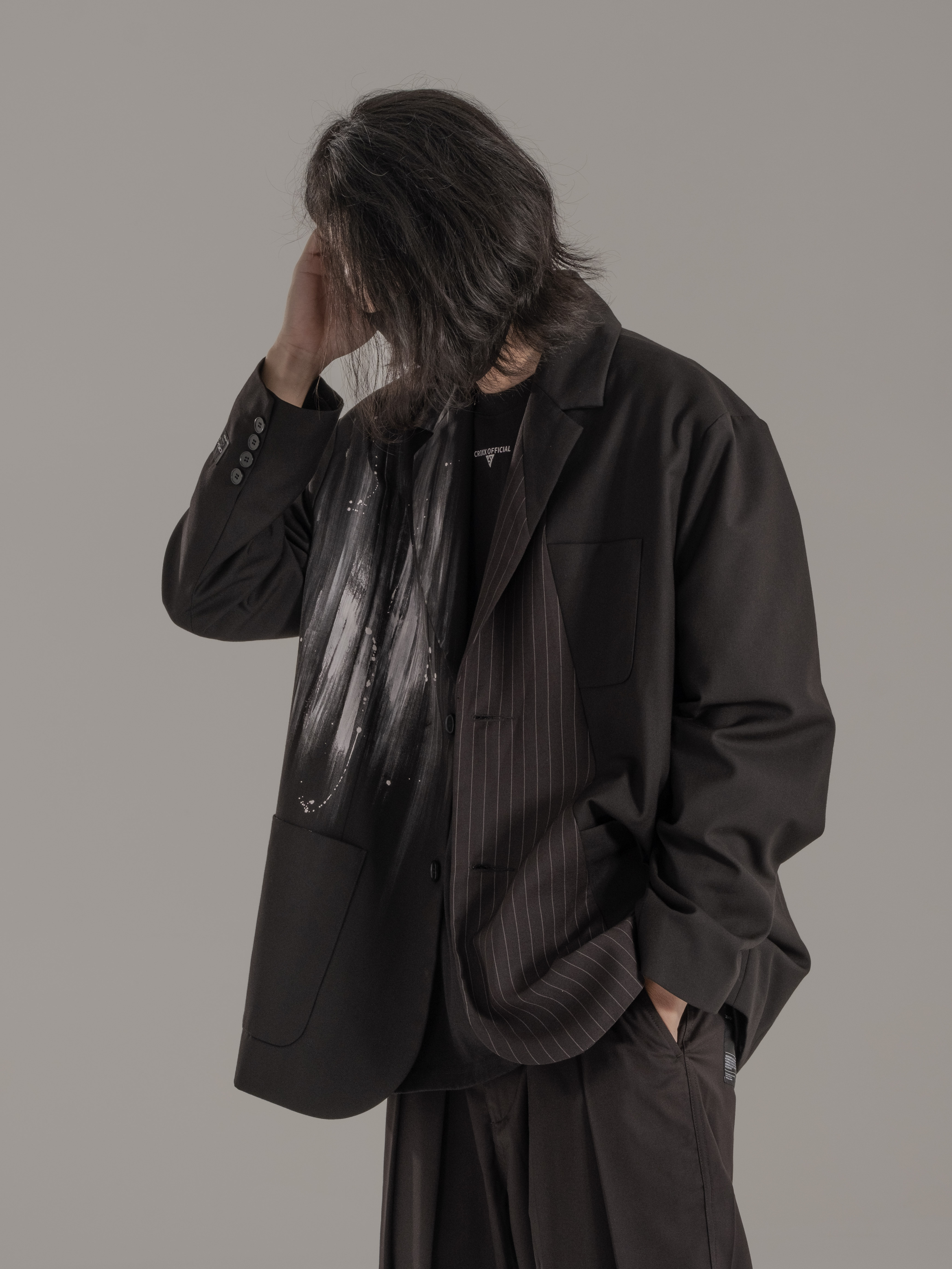 黑色漸變潑墨高街西服