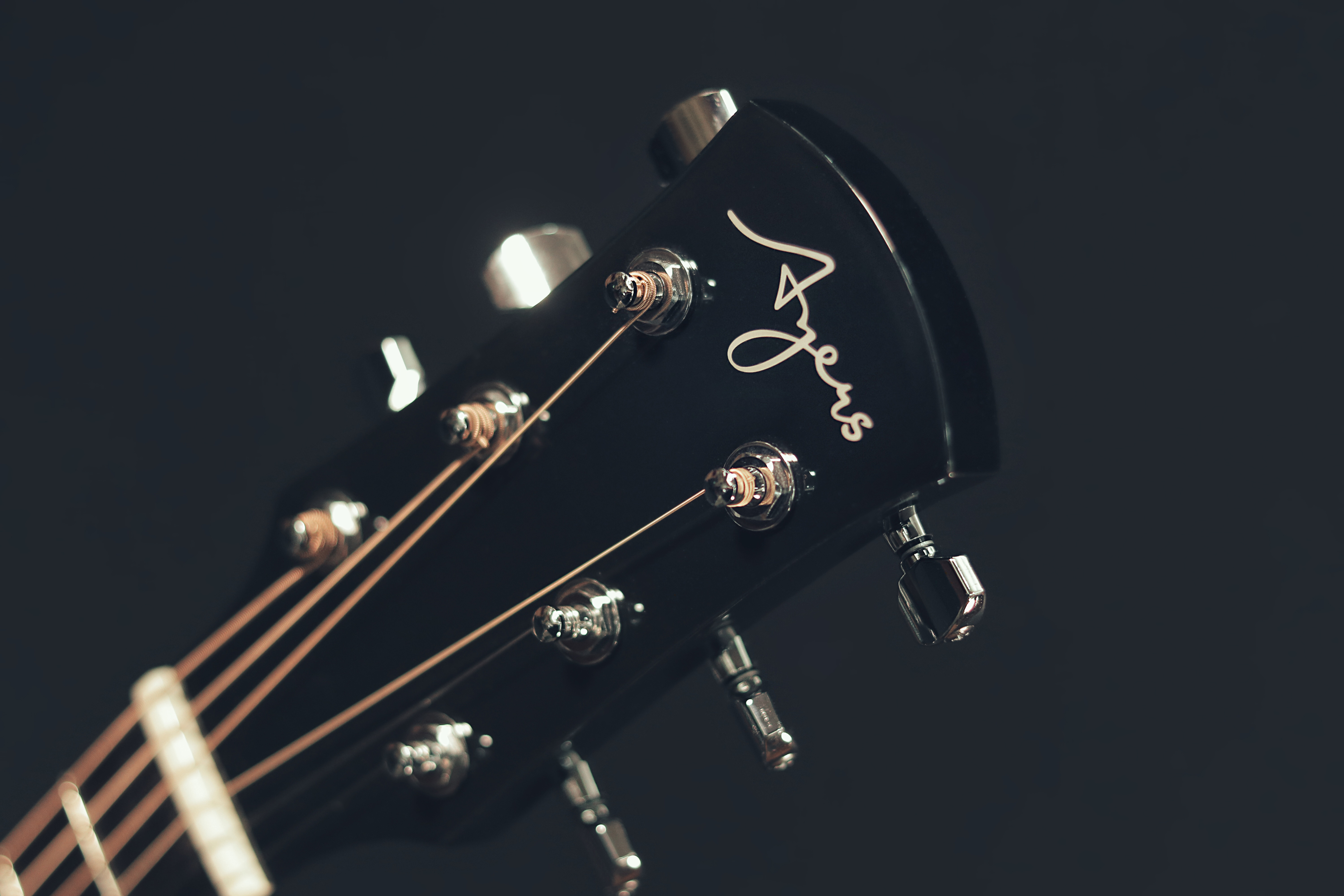 Ayers O22c blackout Sun (O-03CBW) 40吋全實木吉他 小太陽 內建奧昇系統 音色好 手感佳 台灣品牌 第 3 張圖片｜三峽吉他 / Bass