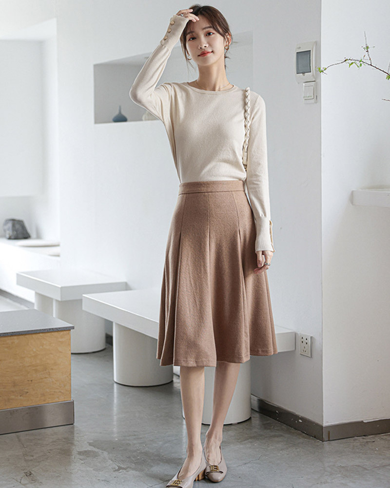 DEER.W 圓領純色金釦針織上衣 杏色